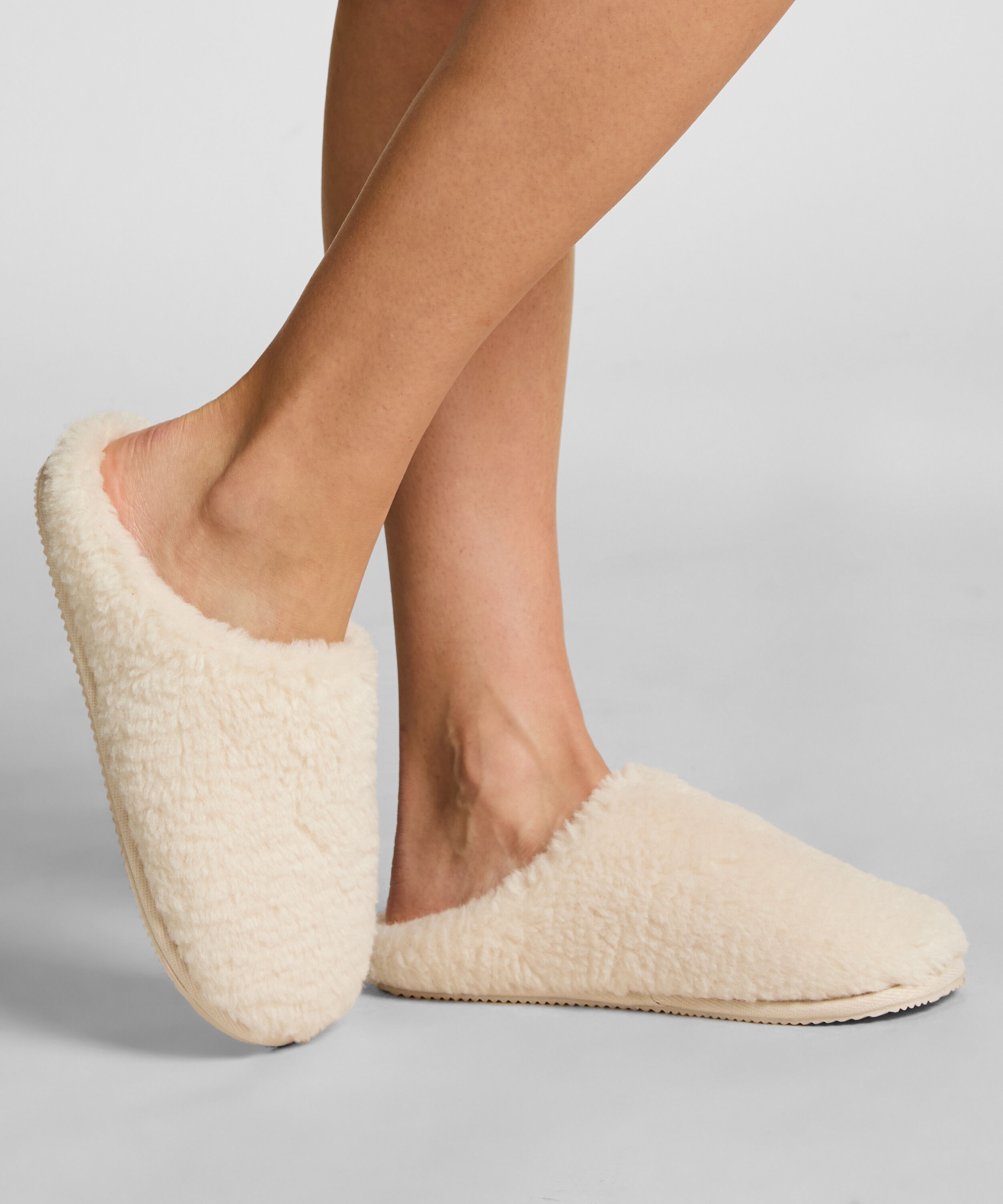 Pantuflas Lola, Blanco
