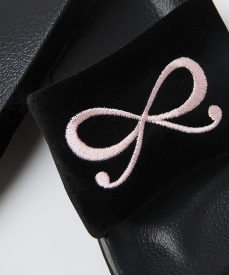 Zapatillas con pliegue de terciopelo, Negro