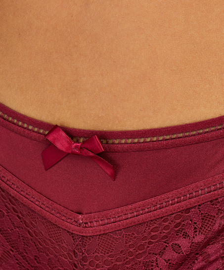 Brasile&ntilde;a Elise, Rojo