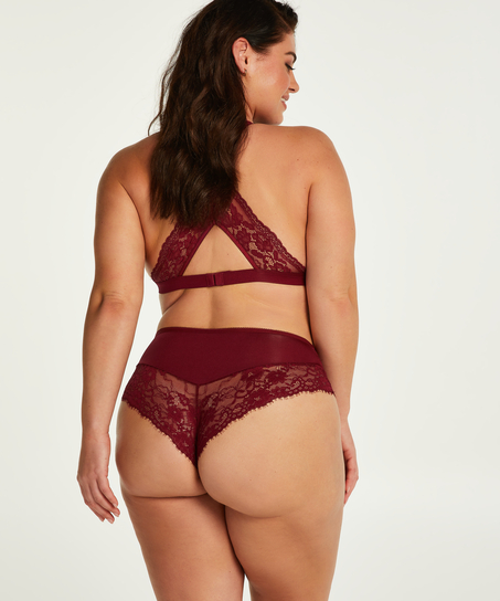 Brasileña Yvenne Curvy, Rojo