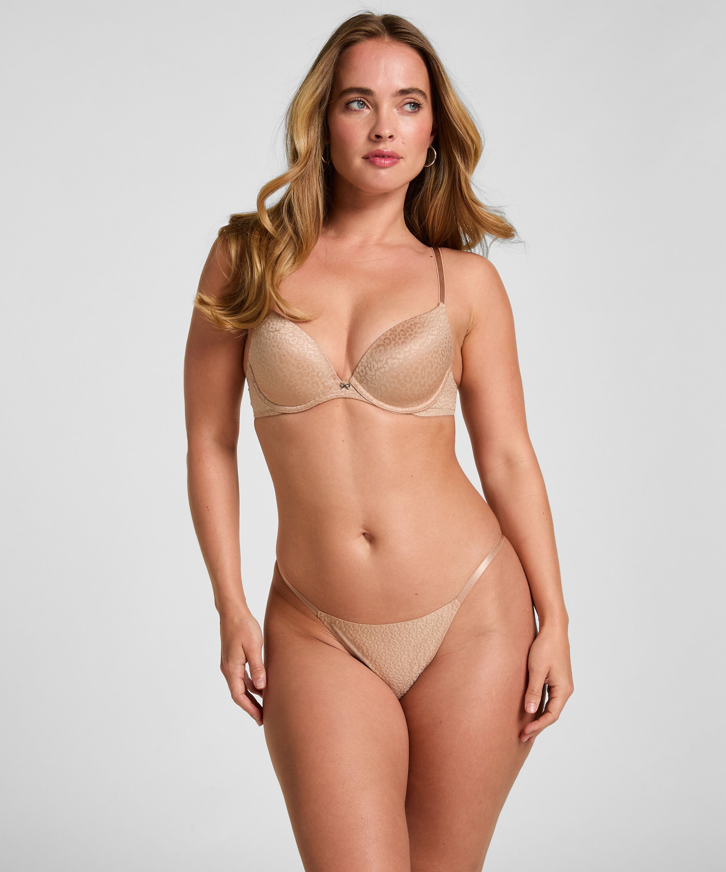 Tanga Jackie