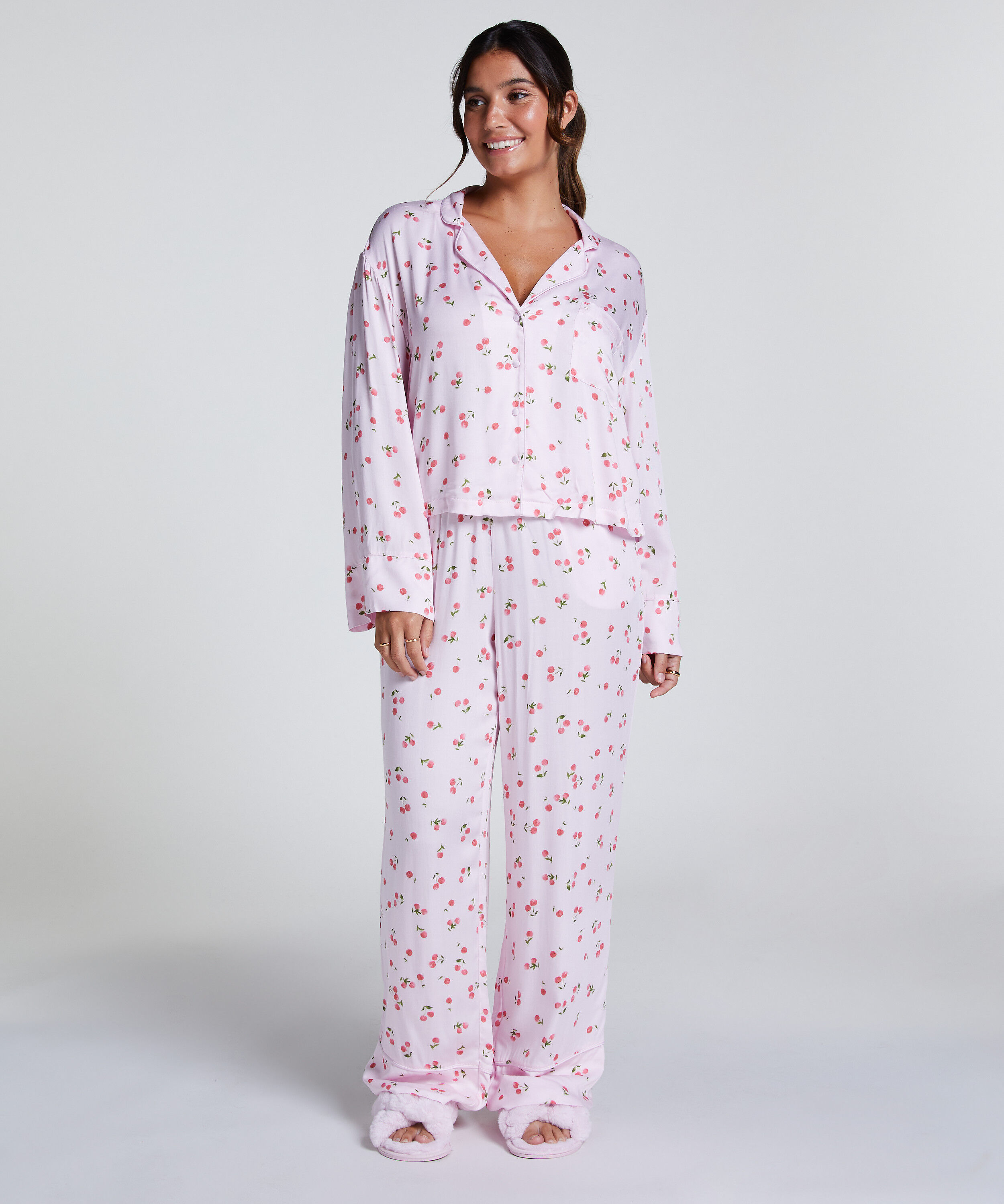 Pantalón de satén, Rosa