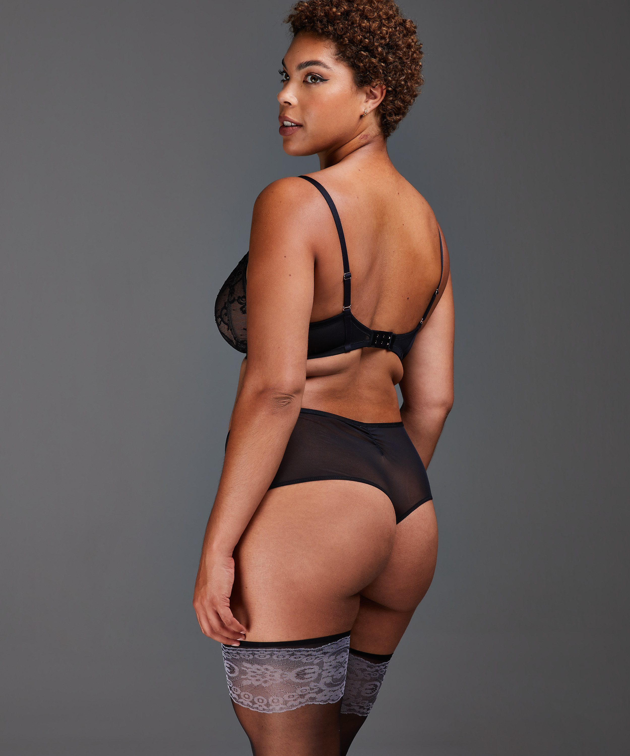 Sujetador de aros no preformado Helena, Negro, main