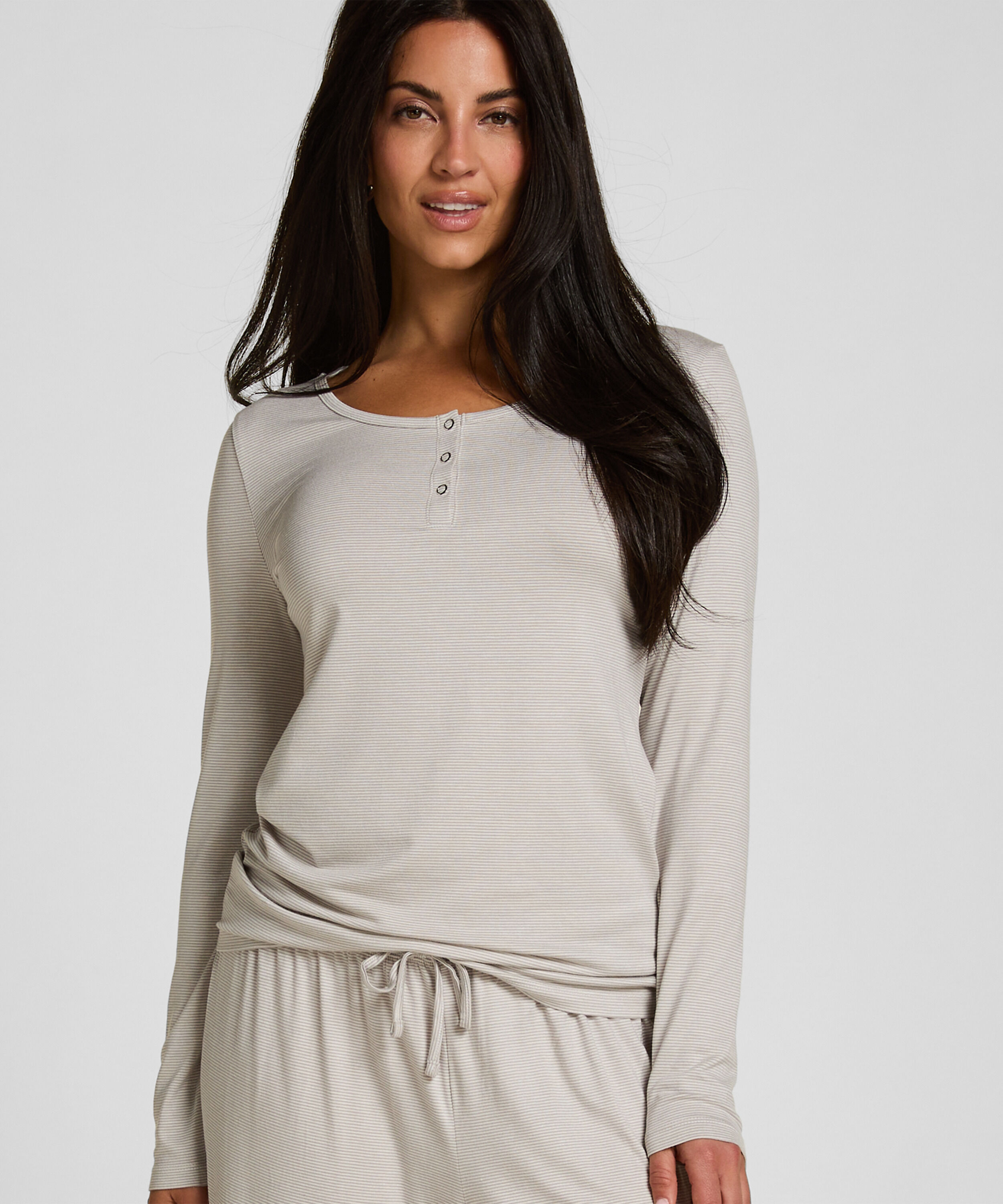 Conjunto Pijama Rayas Henley, Gris