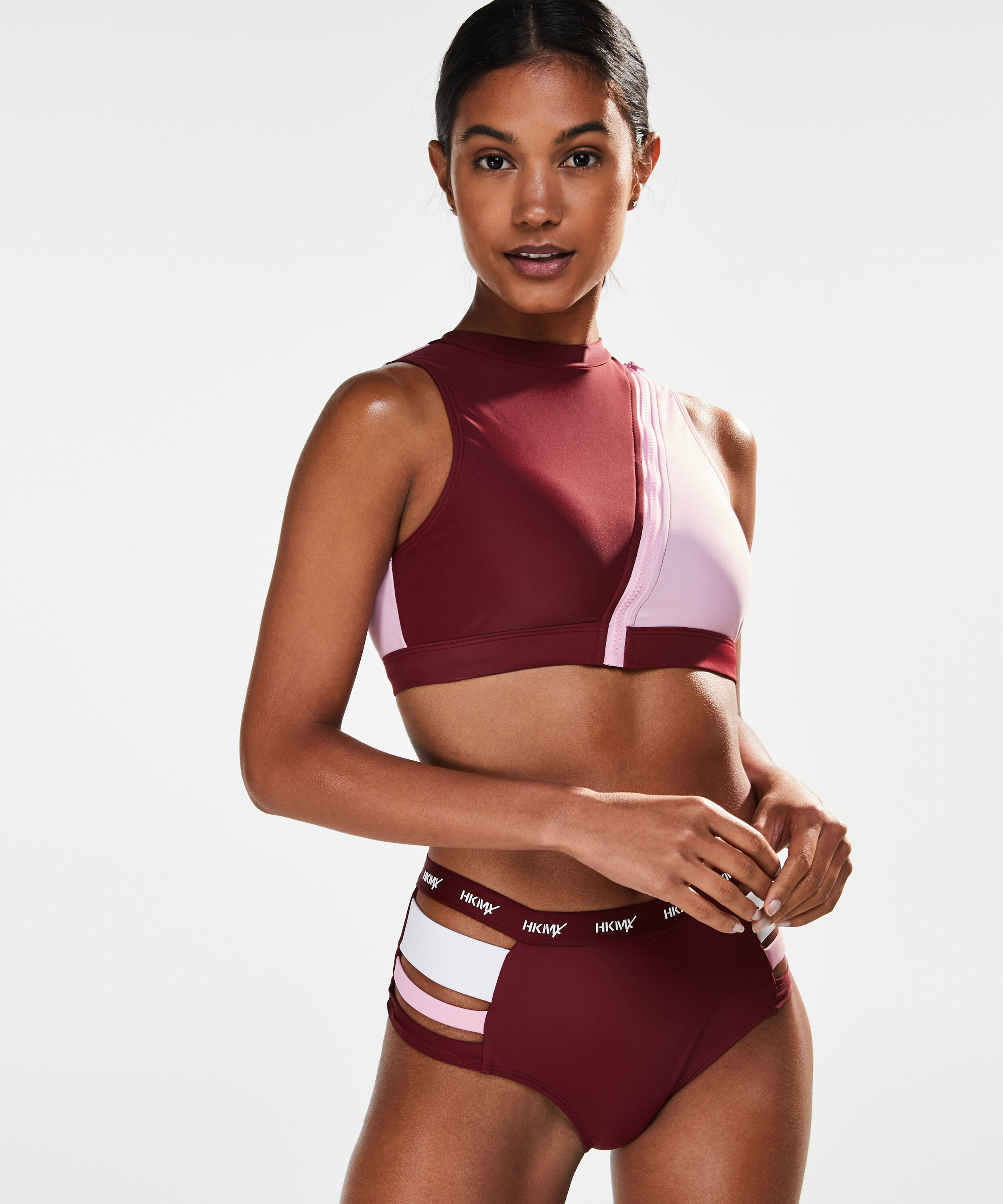 Atrevida braguita de bikini de corte alto HKMX, Rojo