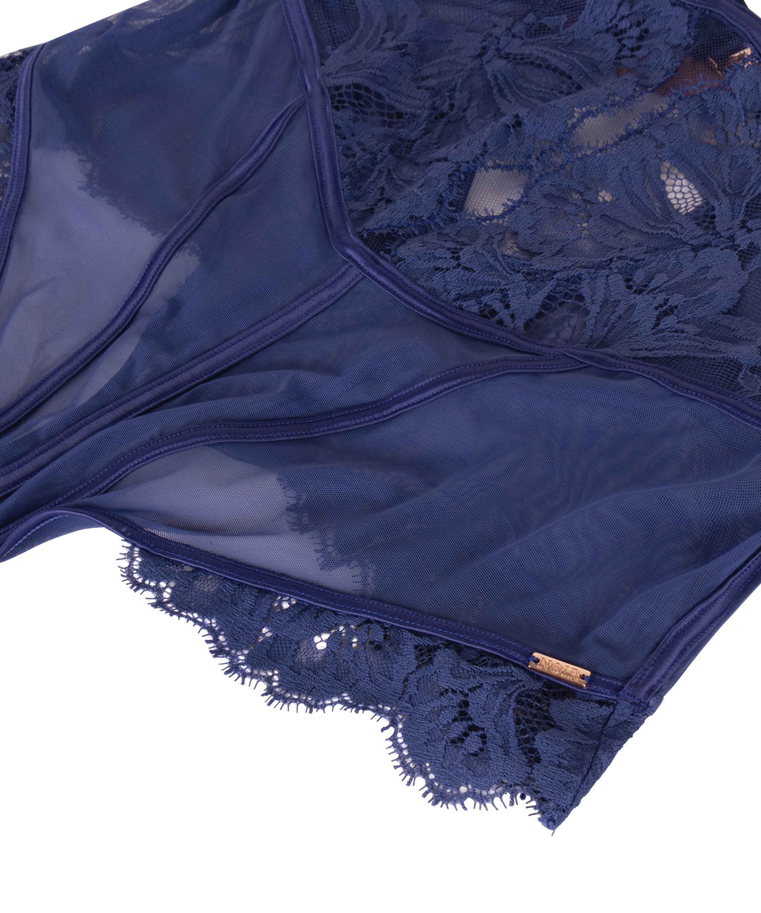 Bodi Grace, Azul, main