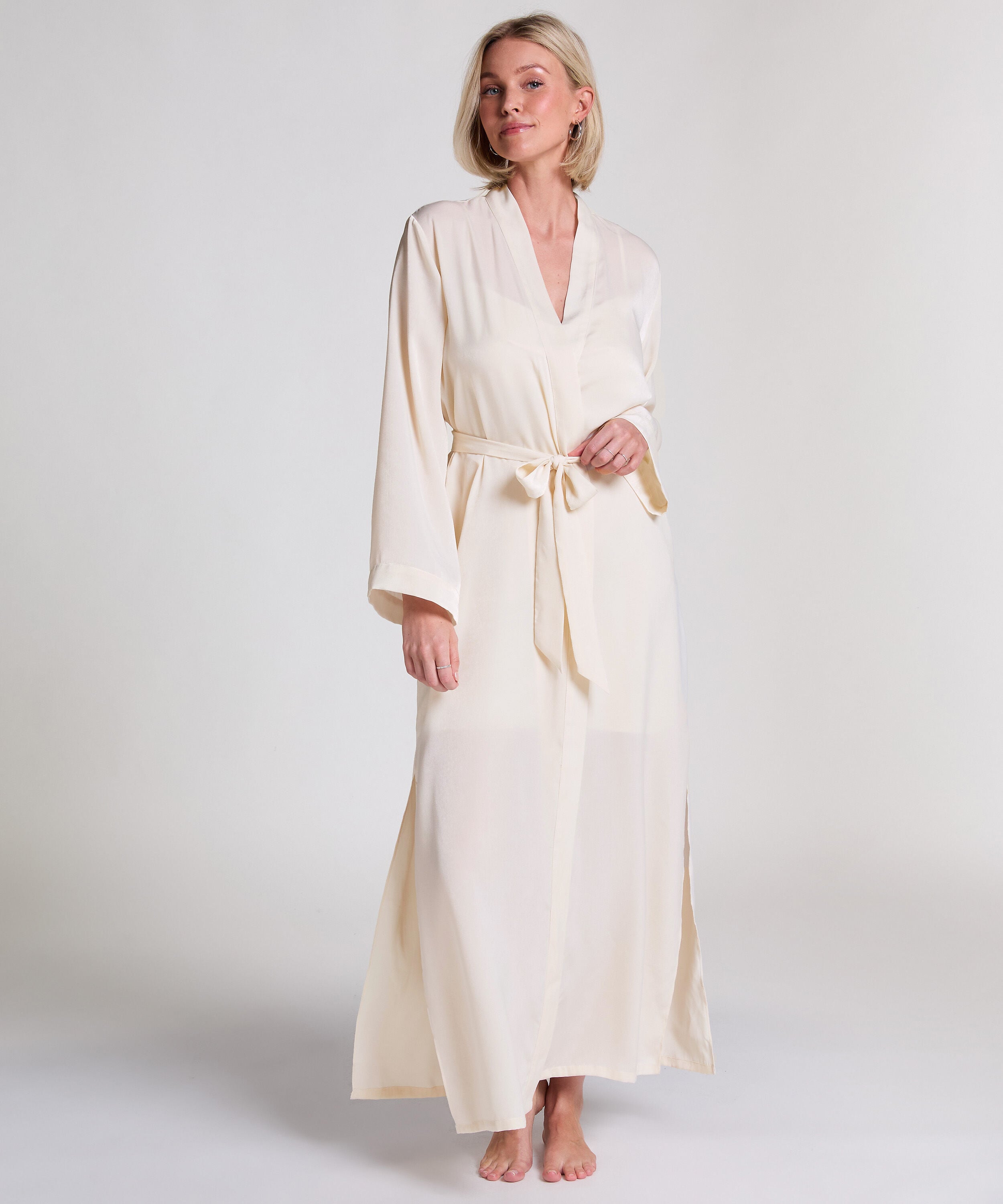 Kimono Satin, Blanco Kimono Satin, Blanco