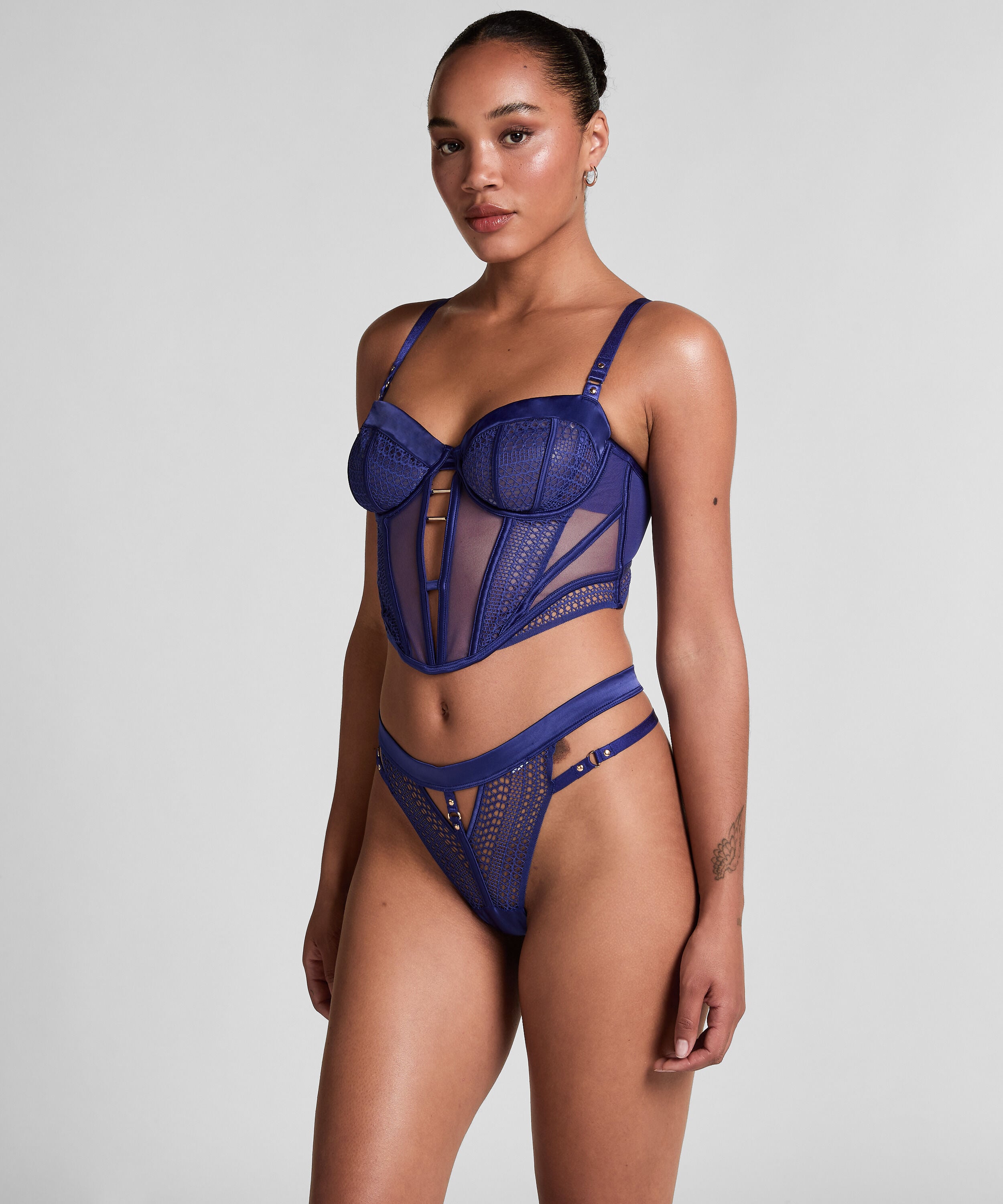 Tanga Missy, Azul