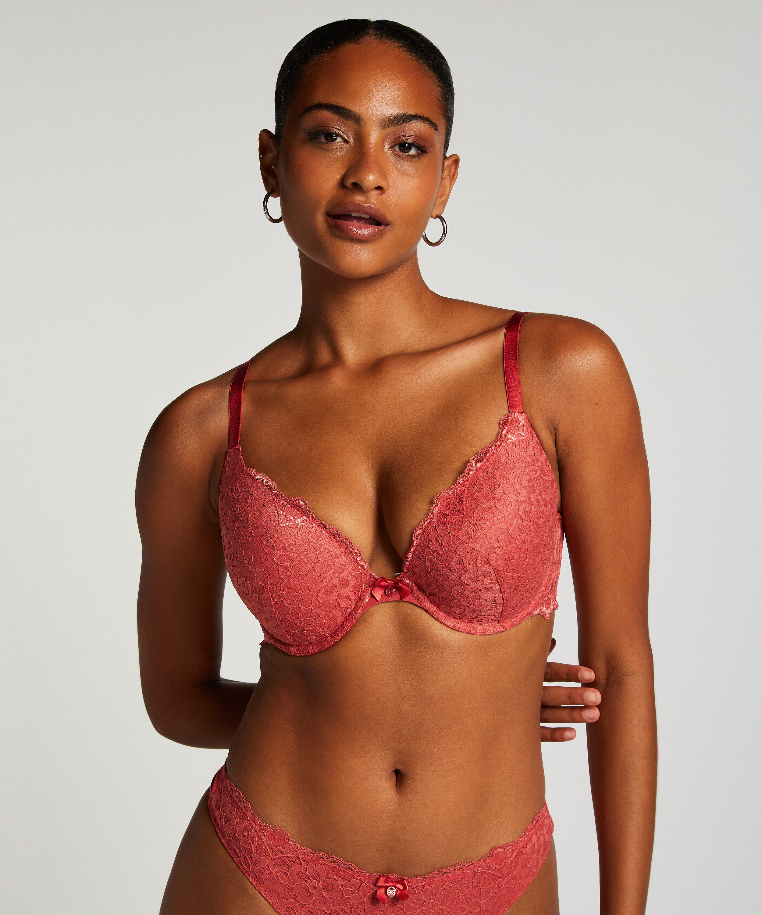 Sujetador push-up de aros preformado Marine, Rojo