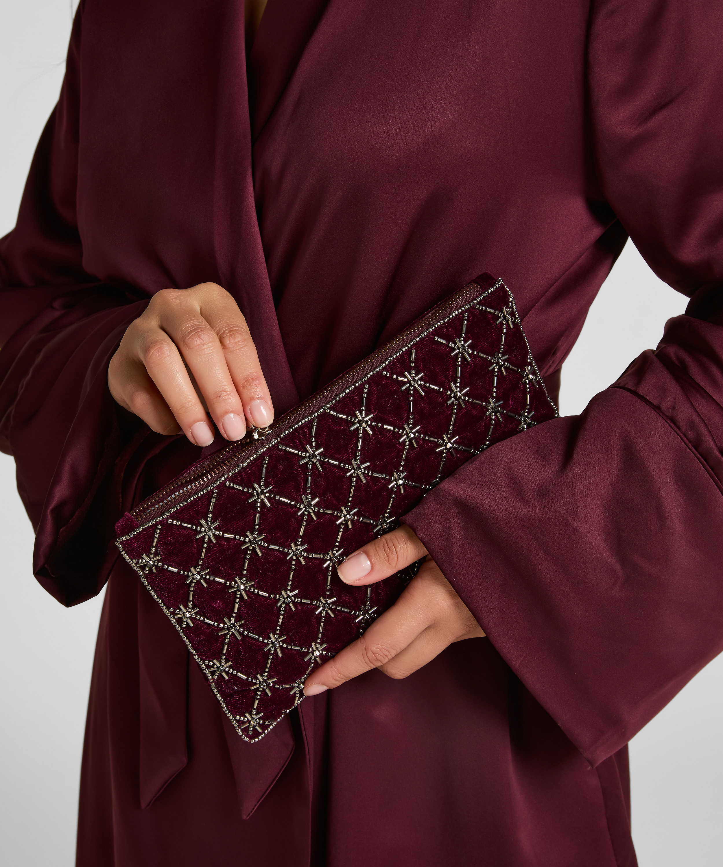 Bolsa de cuentas, Morado, main