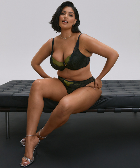 Brasileña Mirabella, Negro