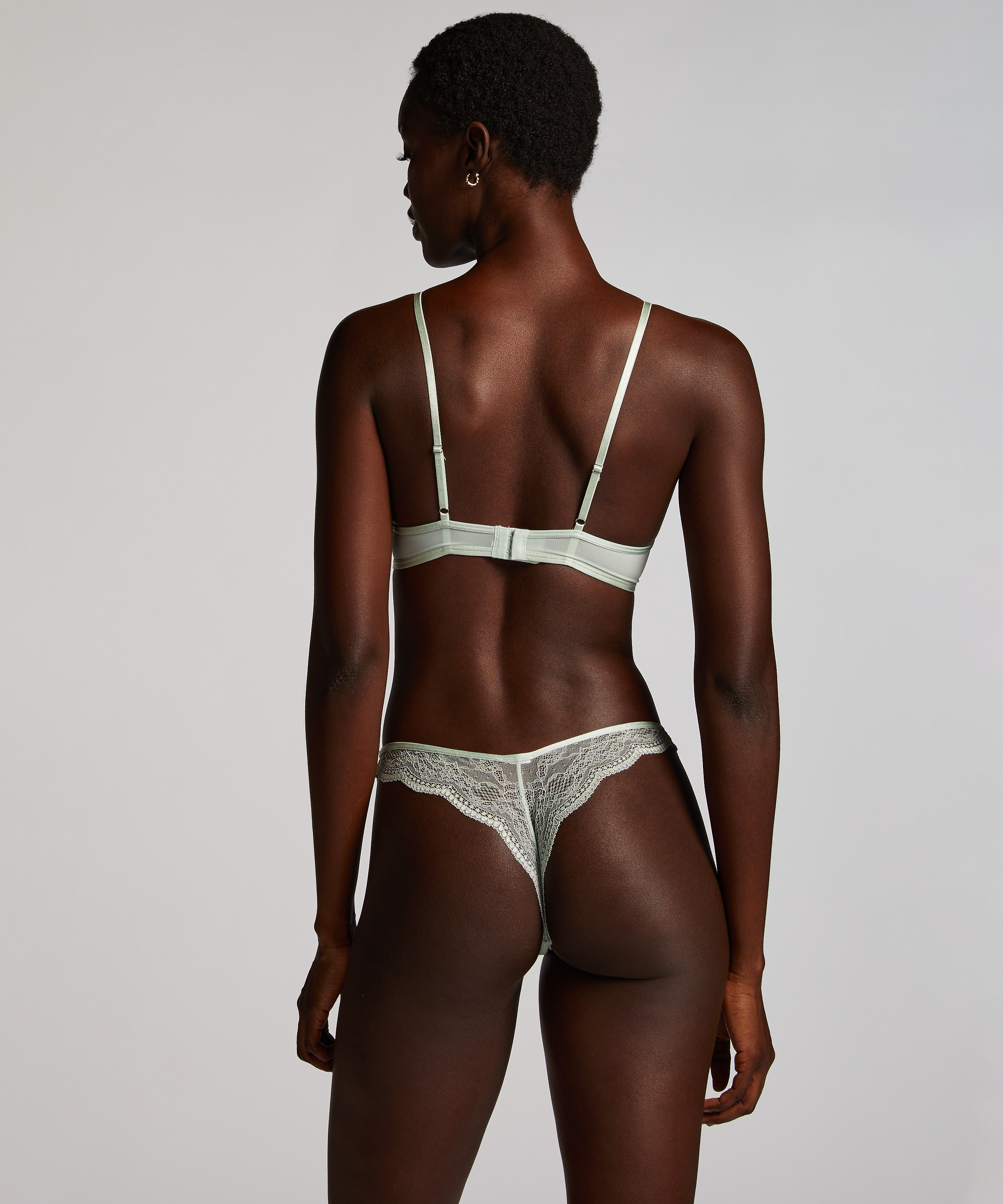 Cheekini Isabelle, Verde, main