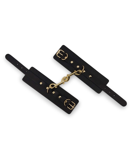 Esposas con tachuelas de metal, Negro