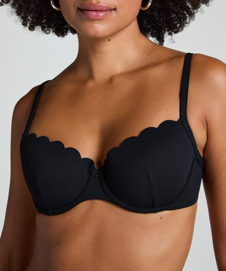 Top de bikini acolchado con aros Scallop, Negro