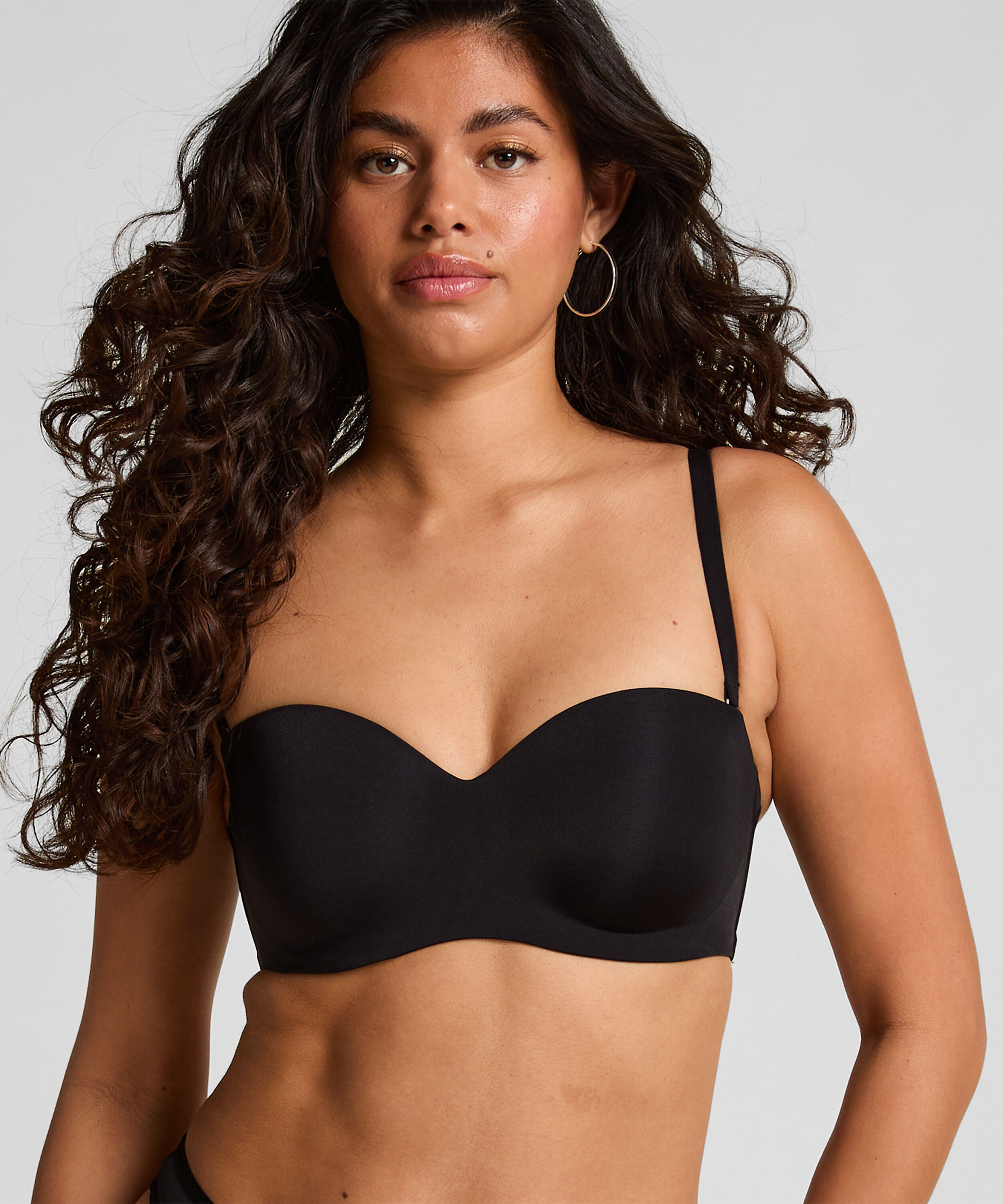 Sujetador push-up de aros sin tirantes y preformado Smooth, Negro Sujetador push-up de aros sin tirantes y preformado Smooth, Negro