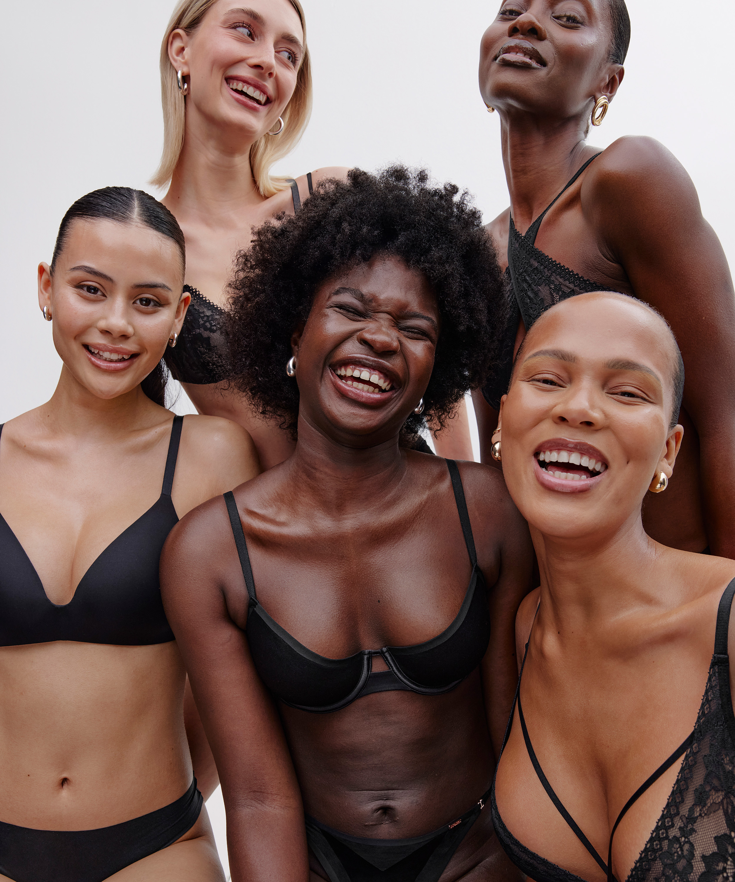 Sujetador push-up de aros preformado Essentil, Negro, main