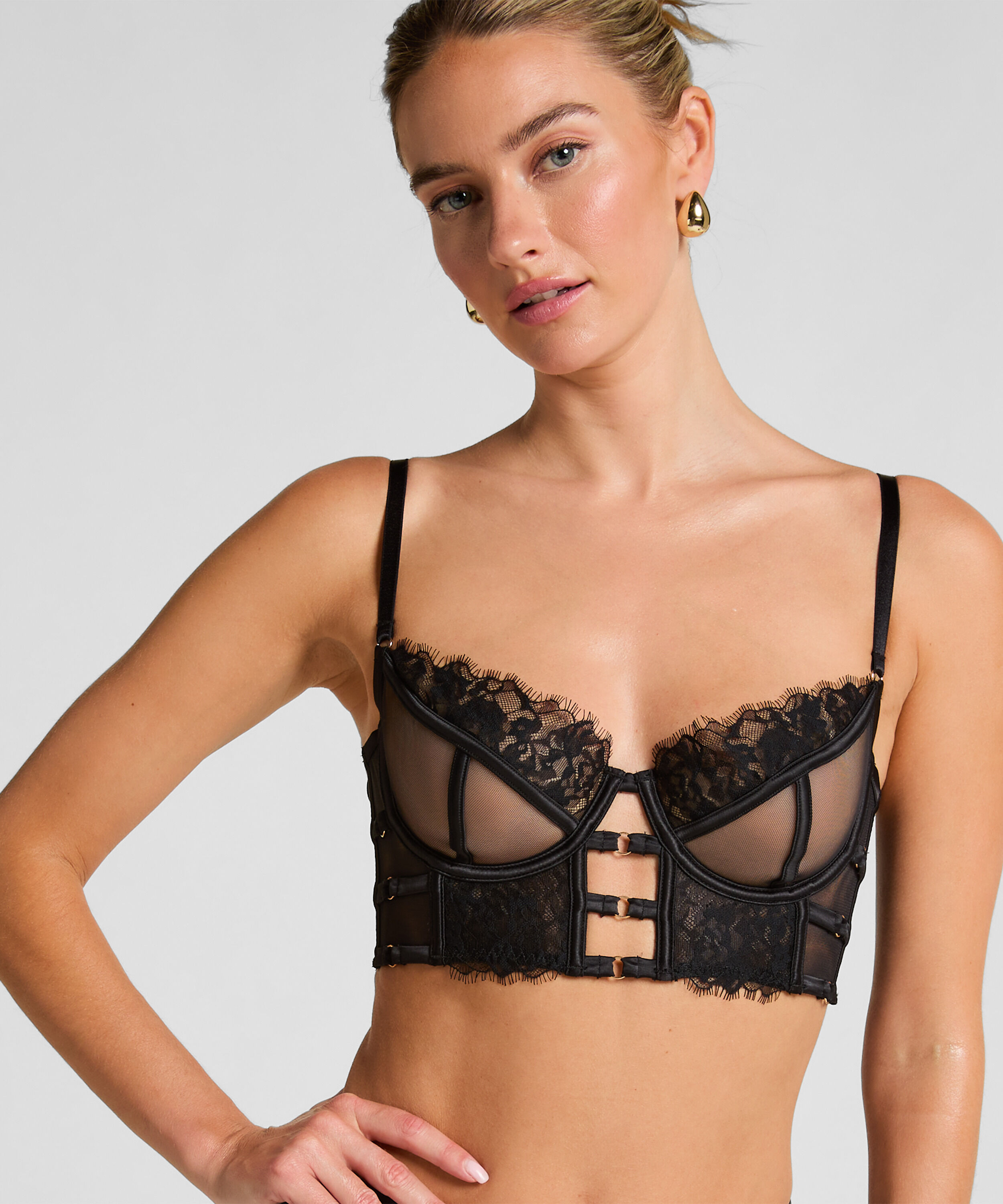Sujetador longline de aros preformado Nienke, Negro