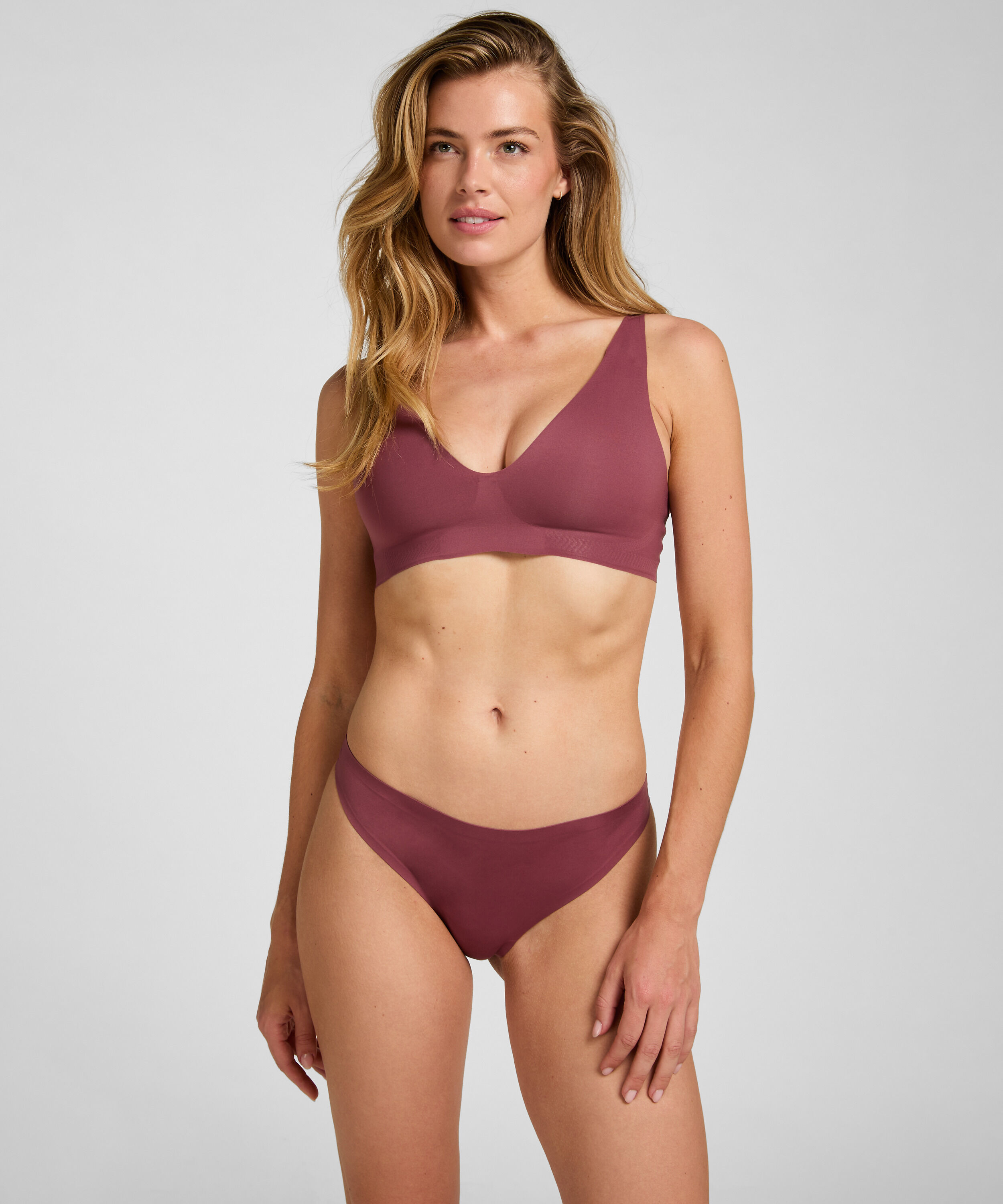 Super Comfort Tanga, Morado Super Comfort Tanga, Morado