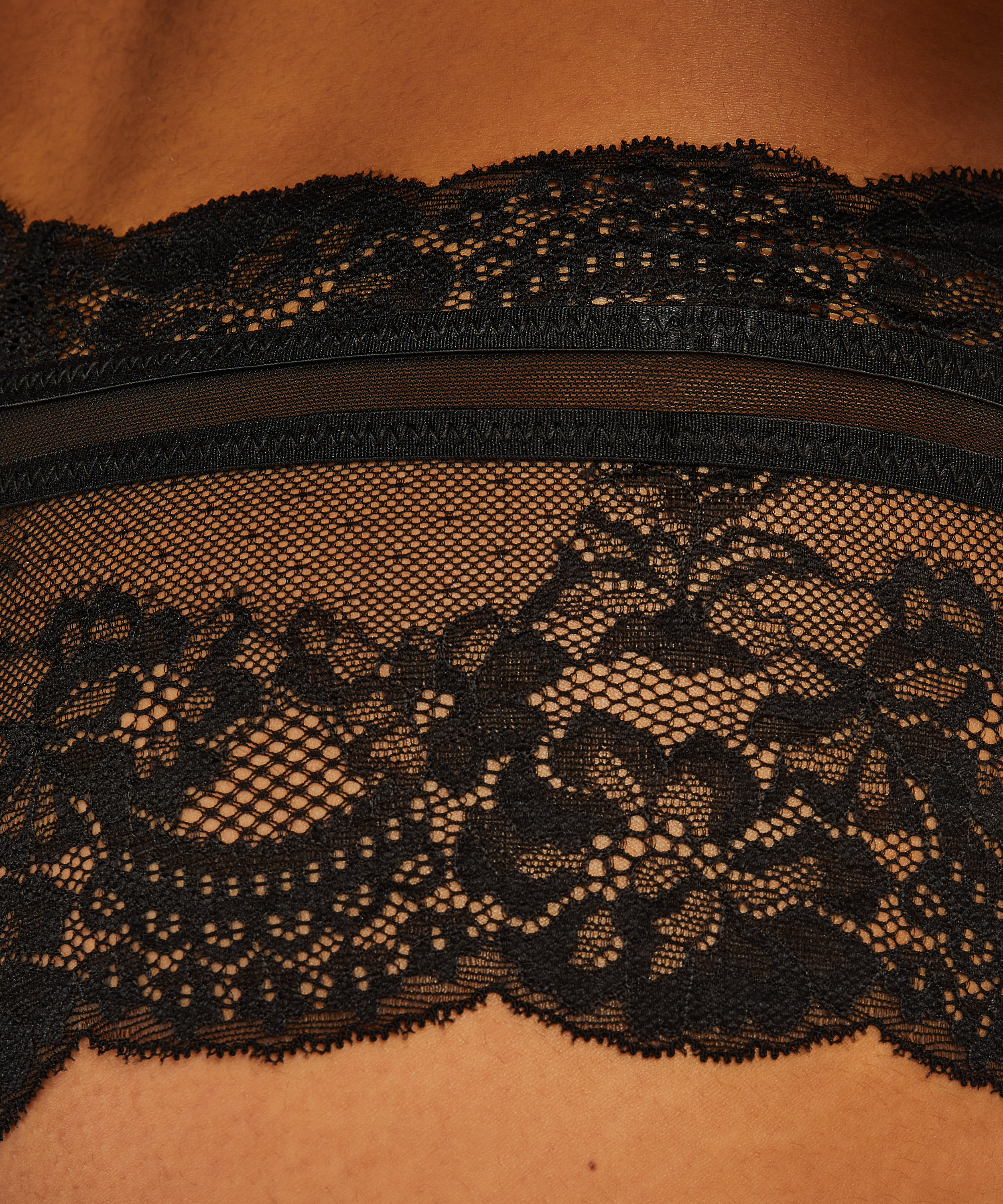 Bóxer Thenia, Negro, main