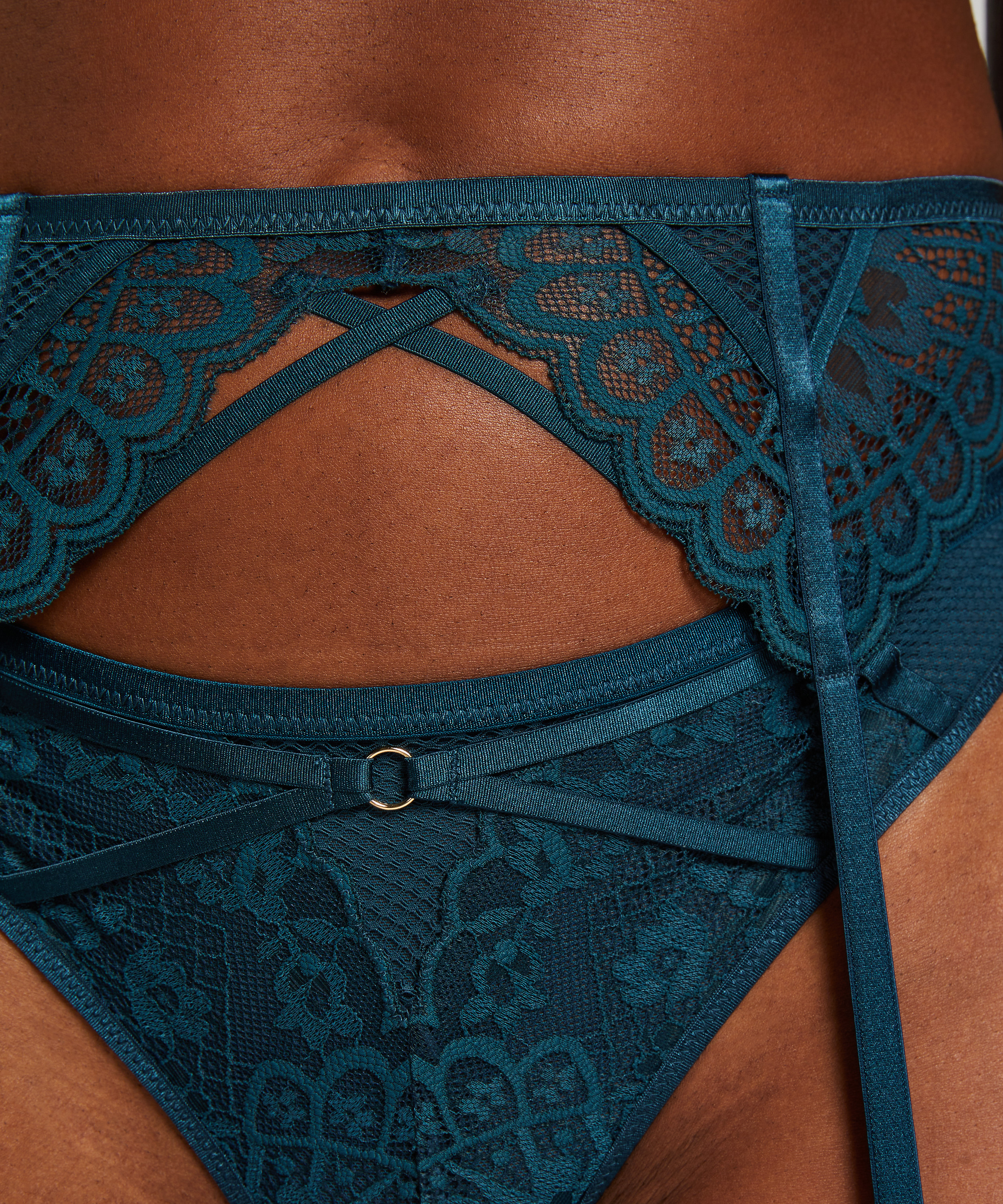 Liguero Riri, Azul, main