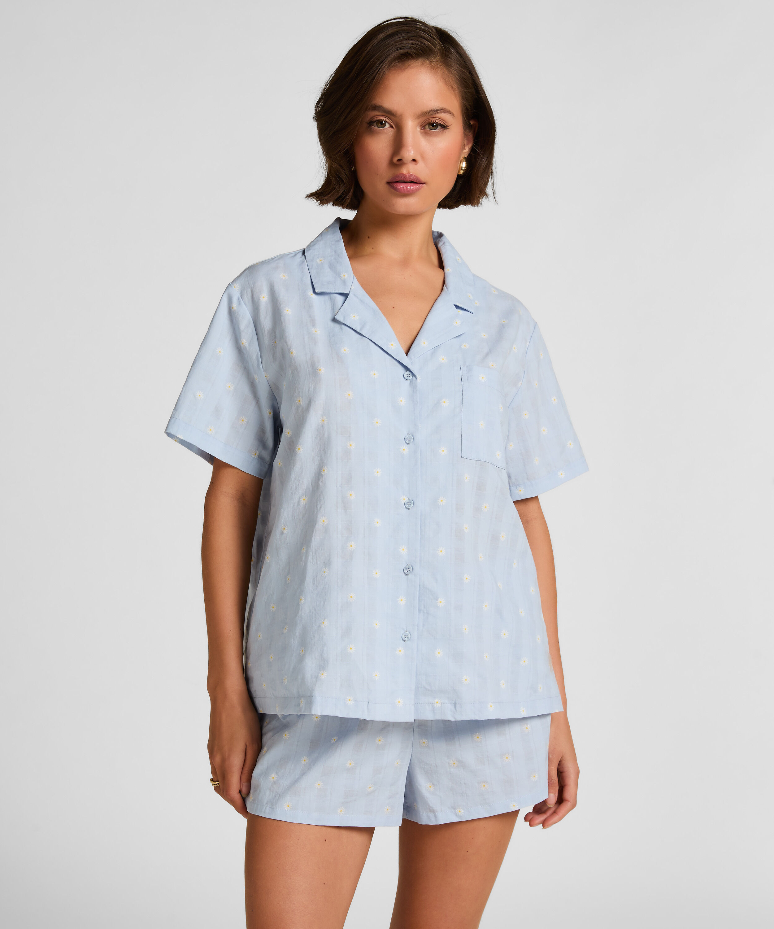 Short Woven