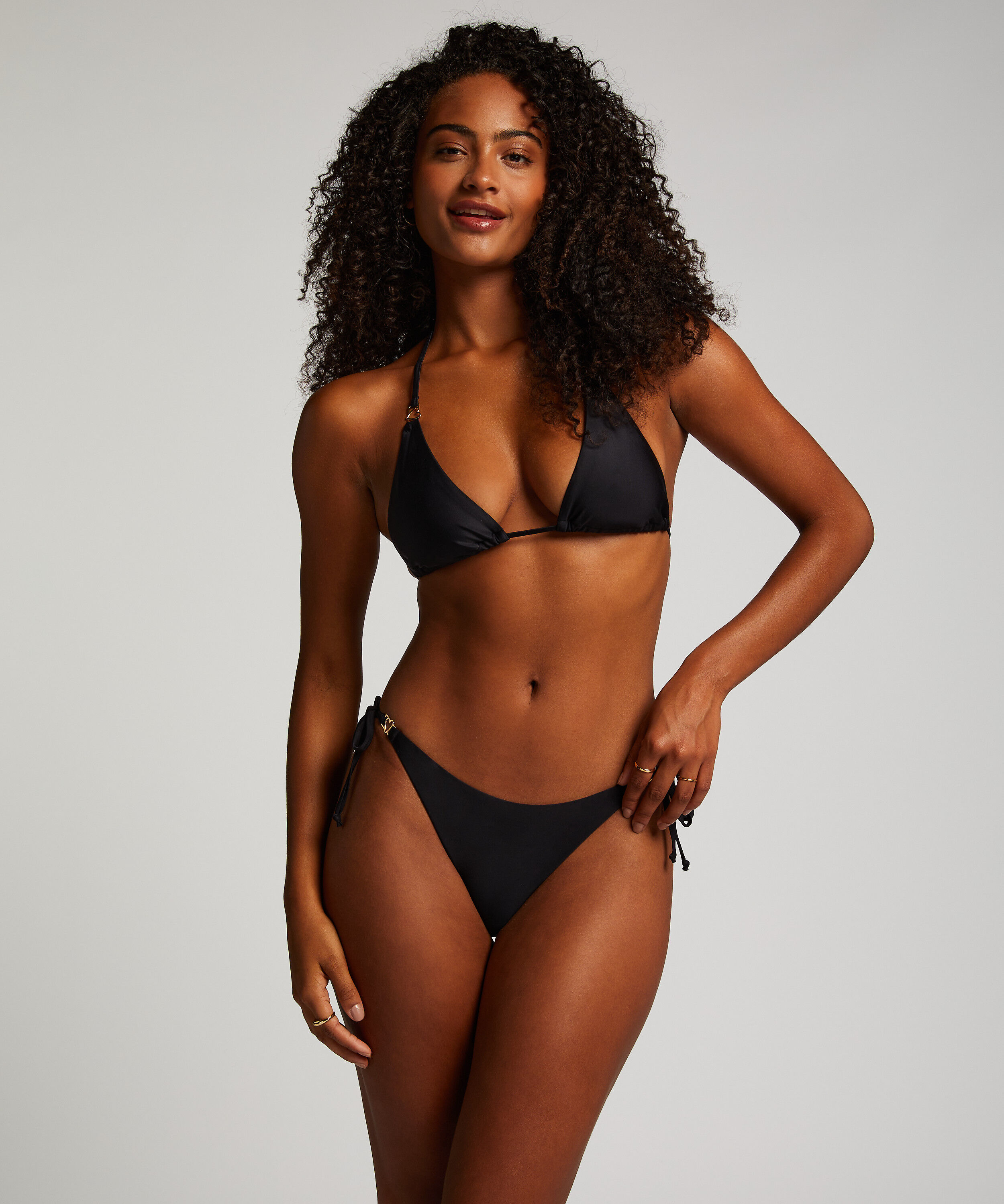 Braguita de Bikini Cheeky Tanga Doha, Negro