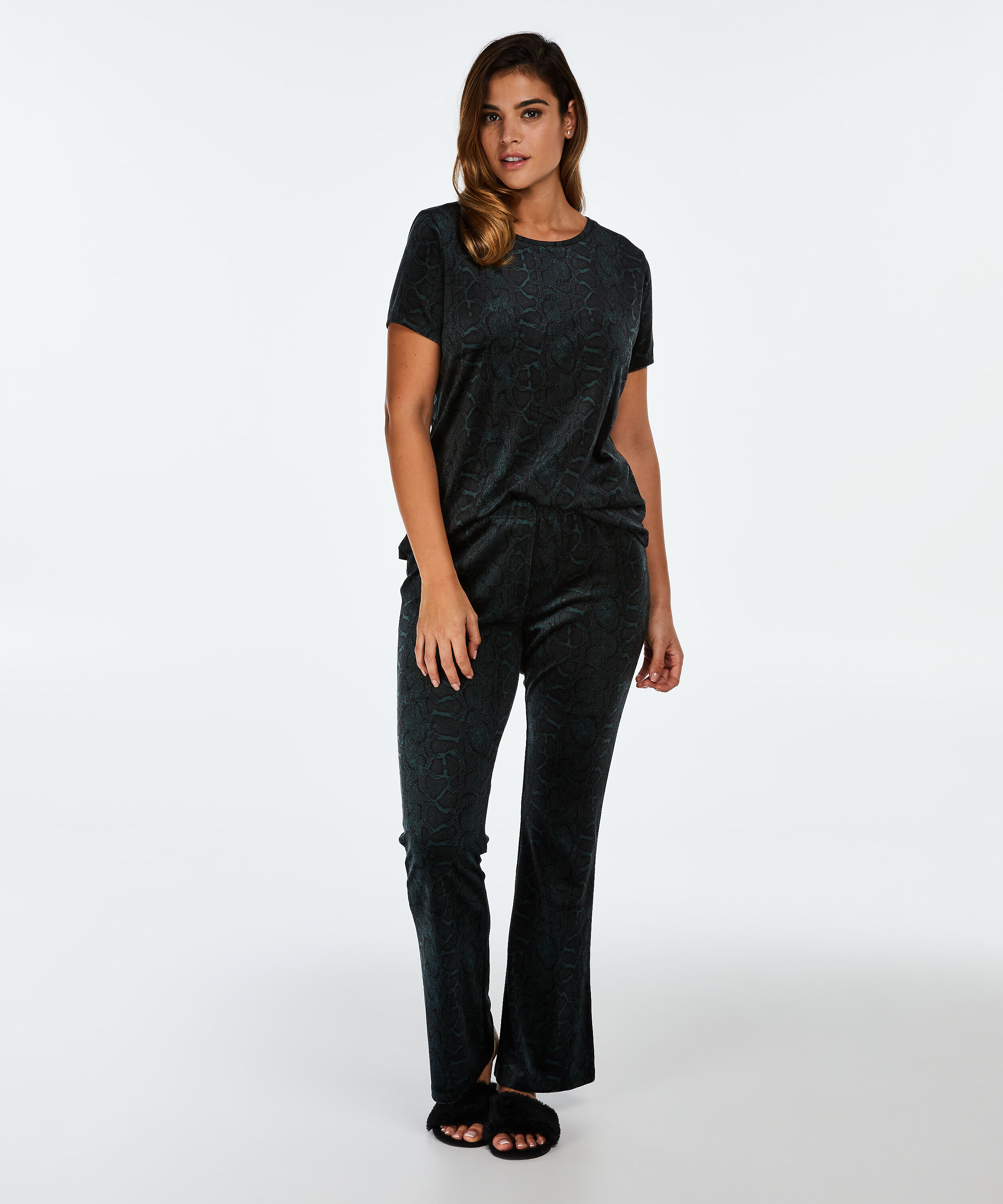 Mallas acampanadas de terciopelo, Verde