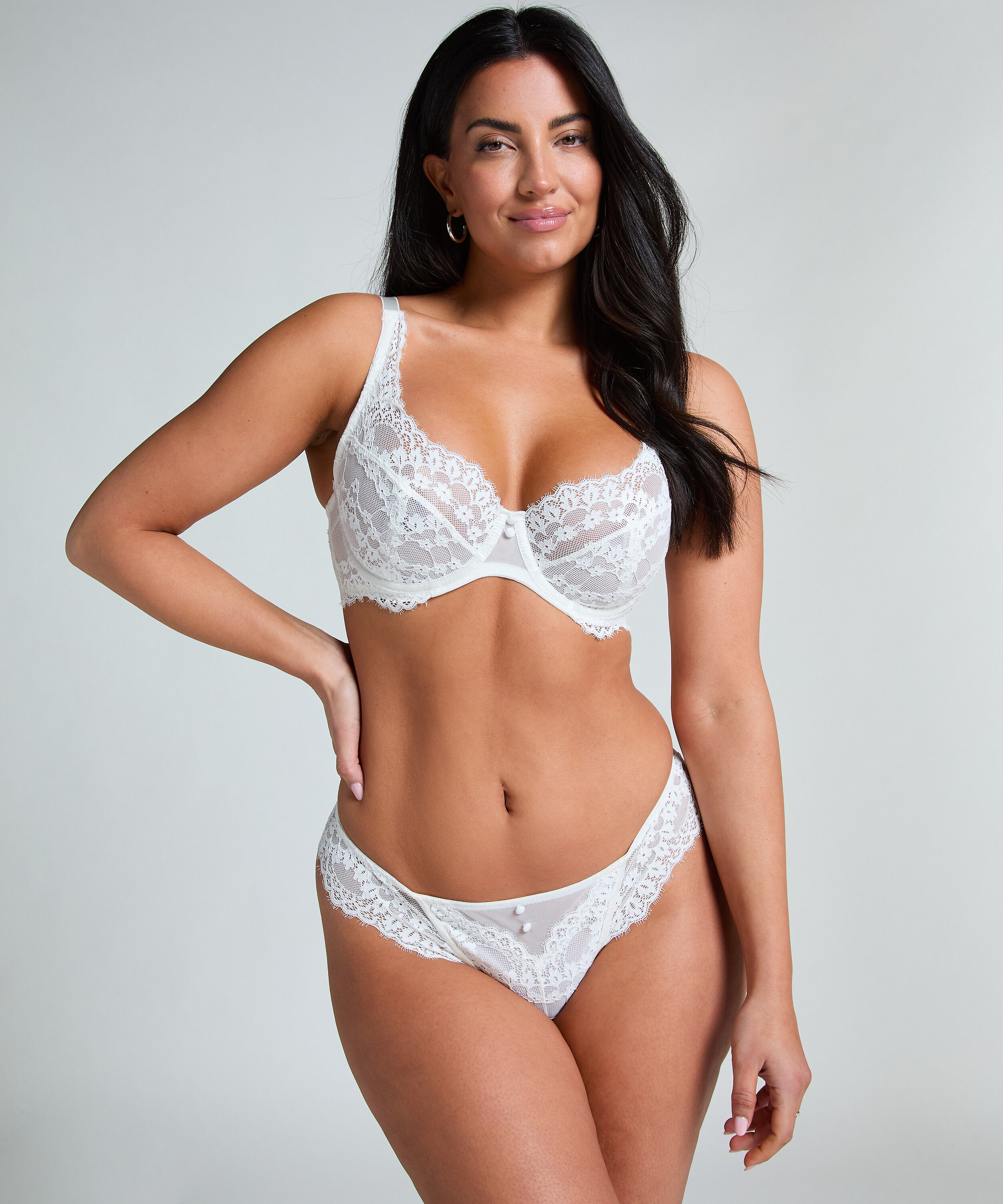 Tanga Daisy, Blanco