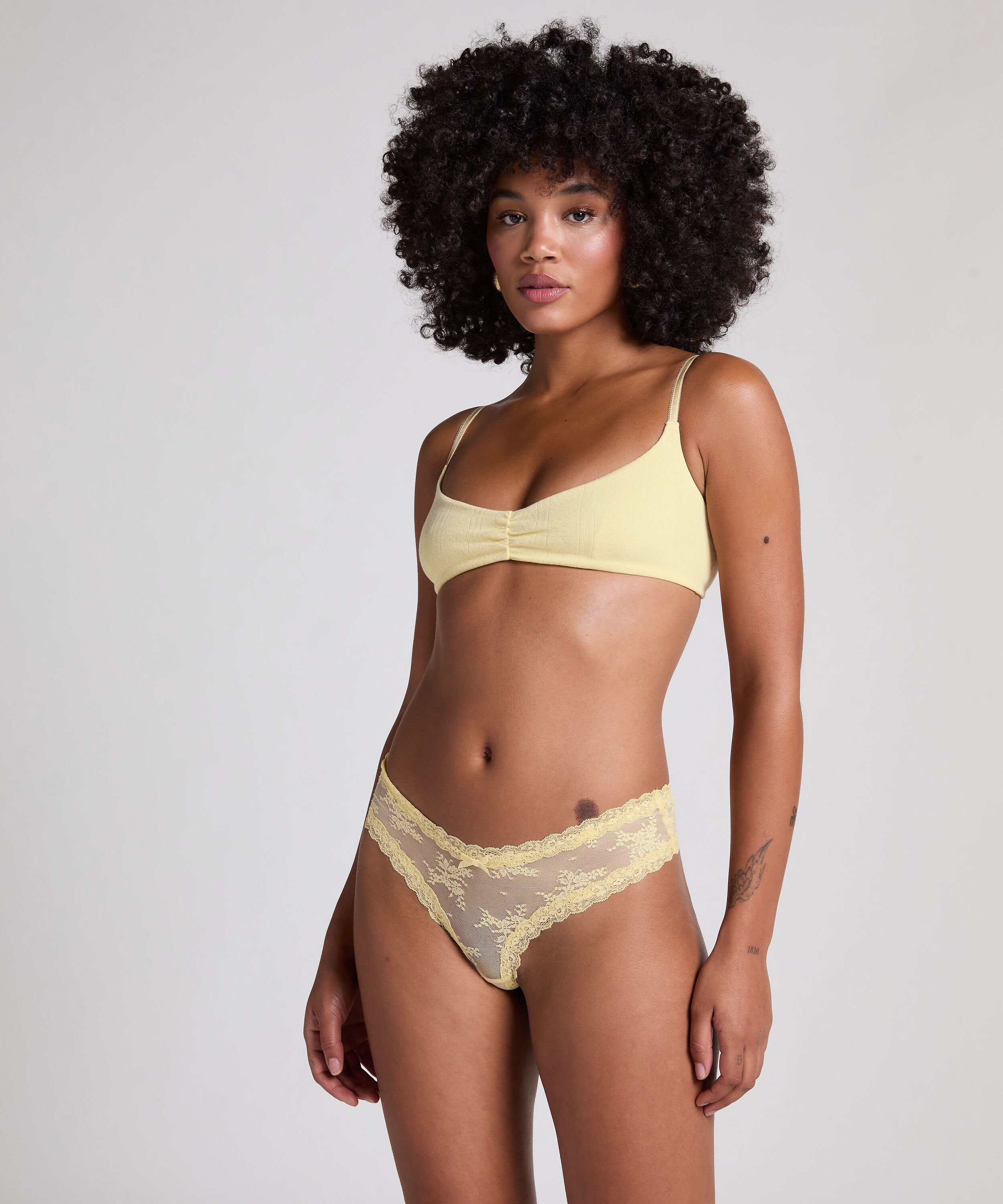 Brasileña en forma de V burn-out mesh, Amarillo