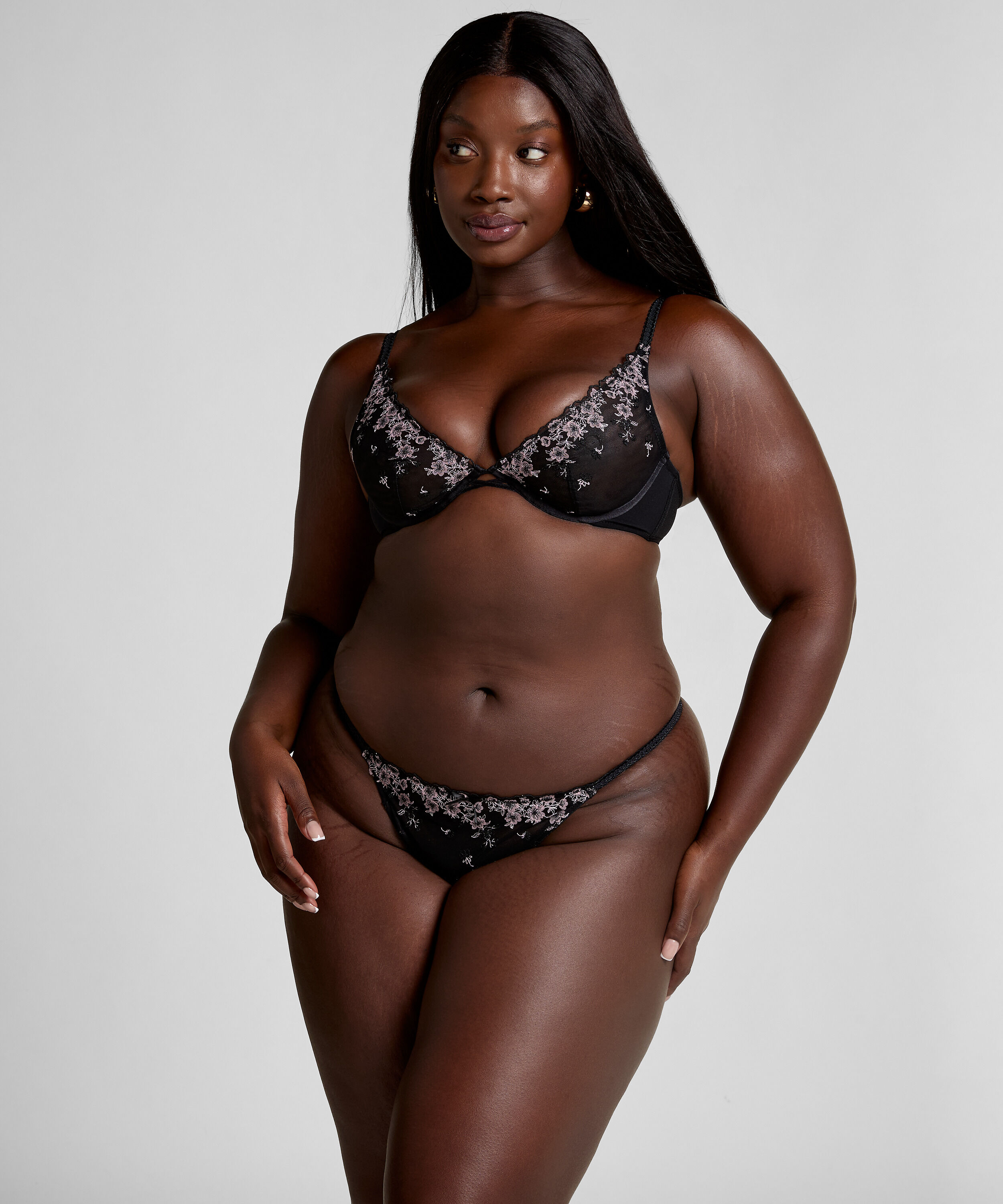 Brasile&ntilde;a Chloe, Negro