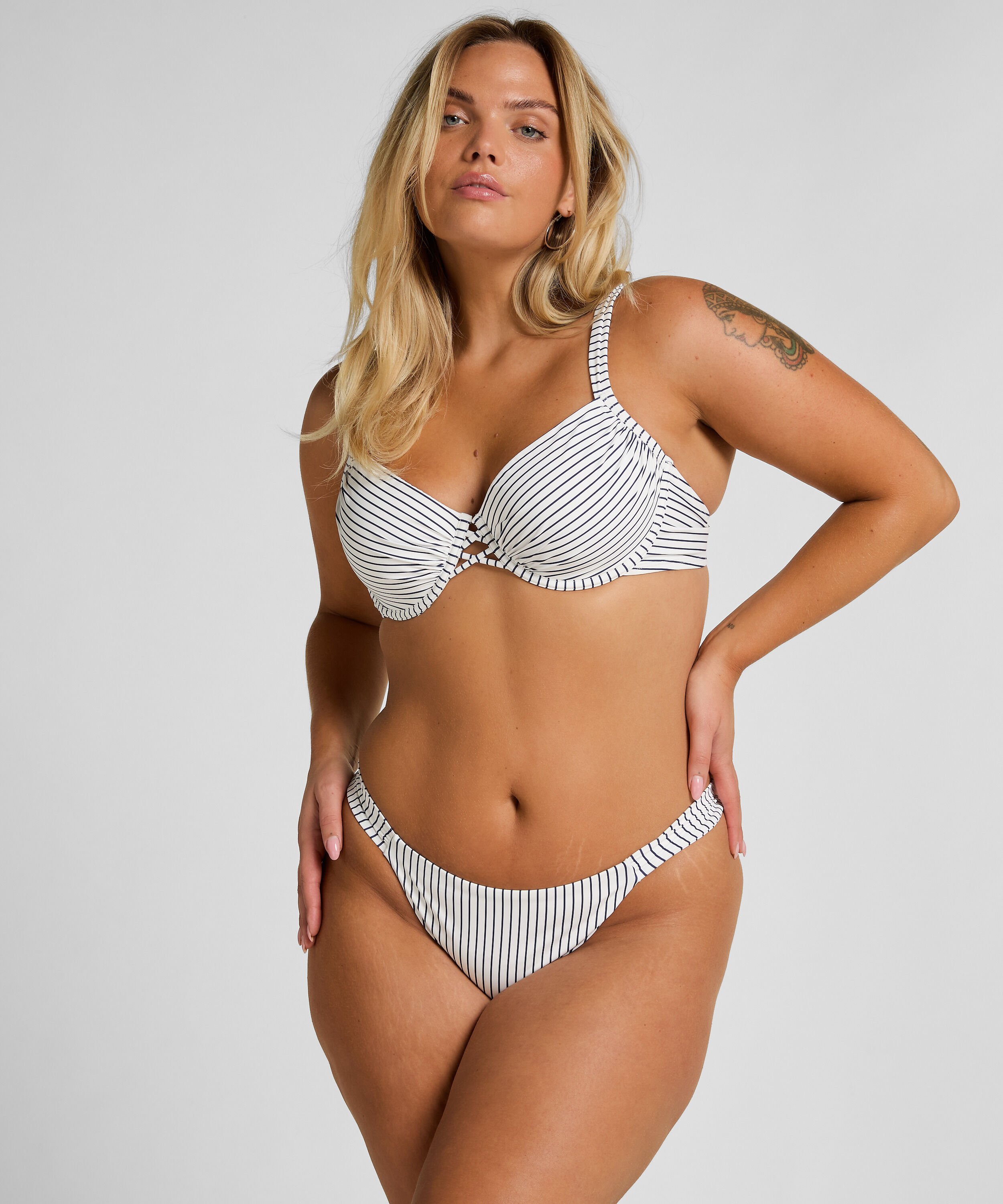 Braguita de Bikini Highleg Stripes, Blanco
