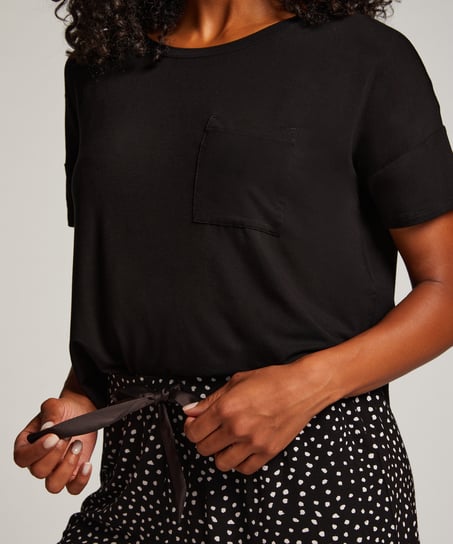 Conjunto de pijama, Negro