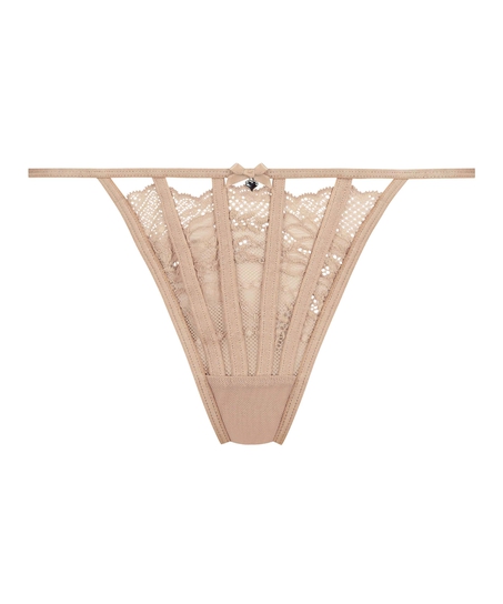 Tanga Maxime, Marrón