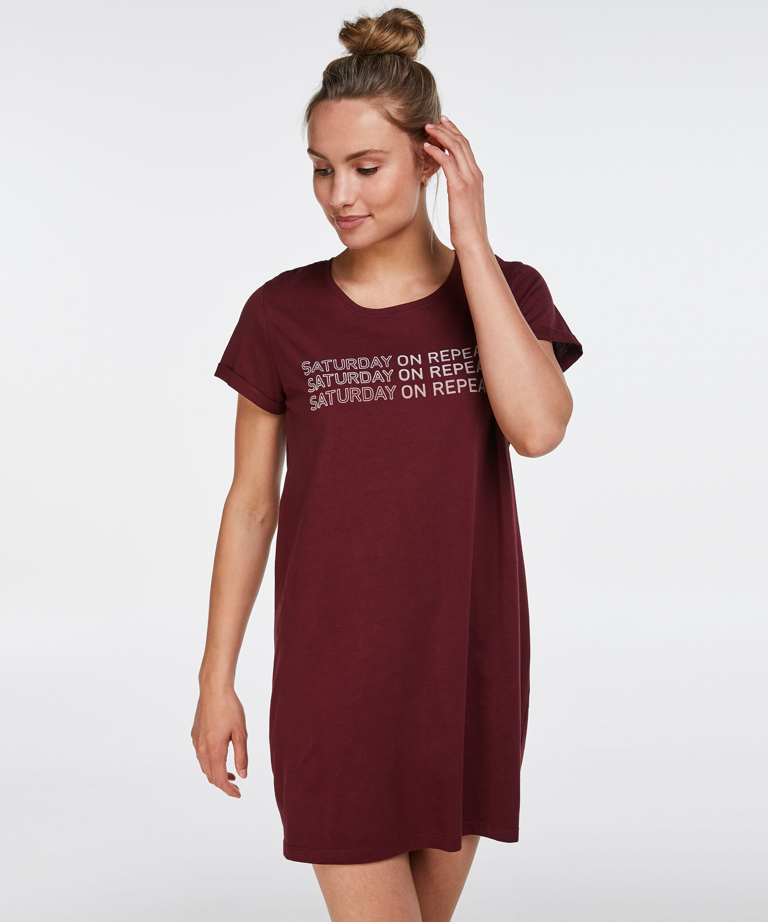 Camisón de escote redondo, Rojo