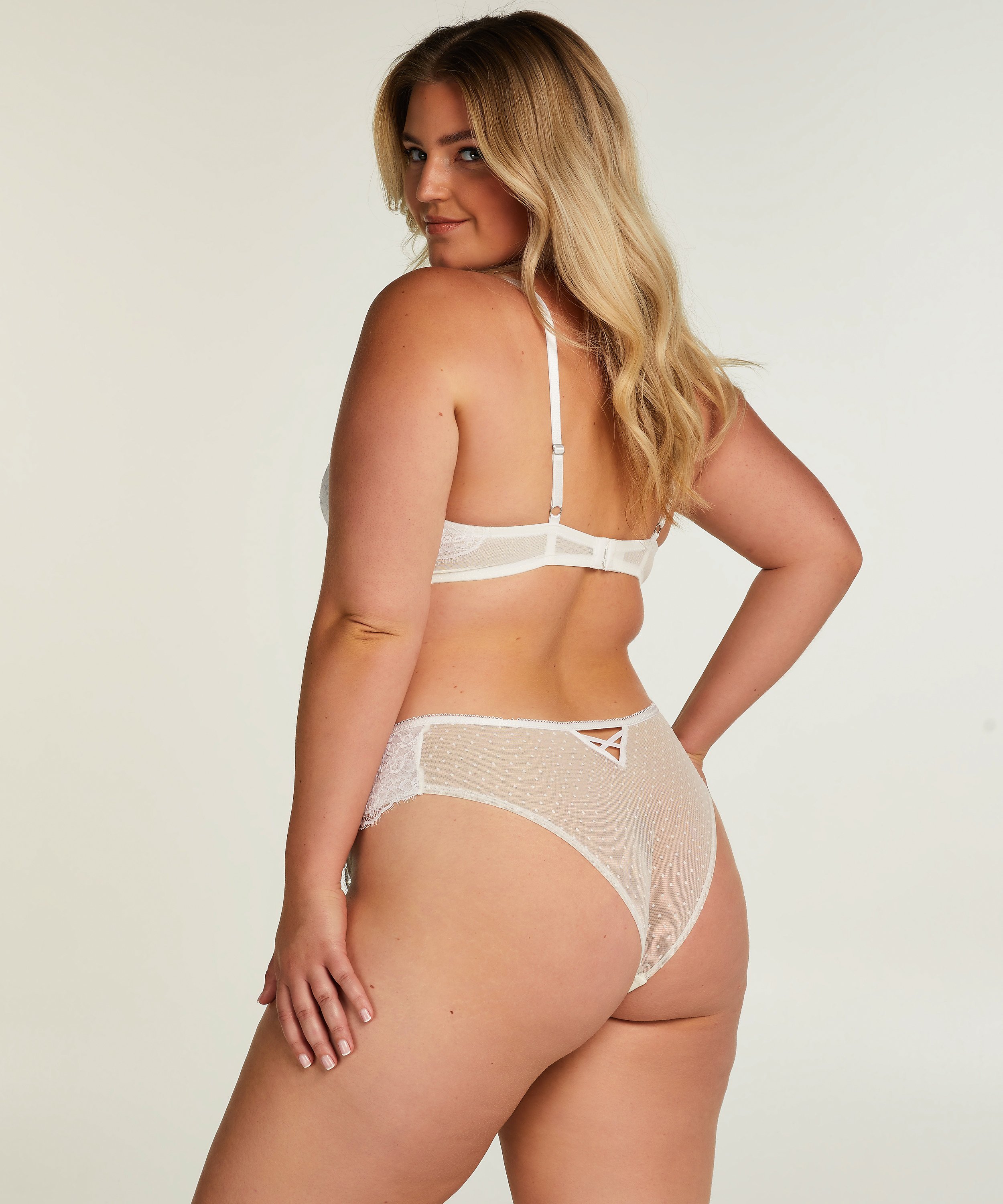 Brasile&ntilde;a Jolie, Blanco, main