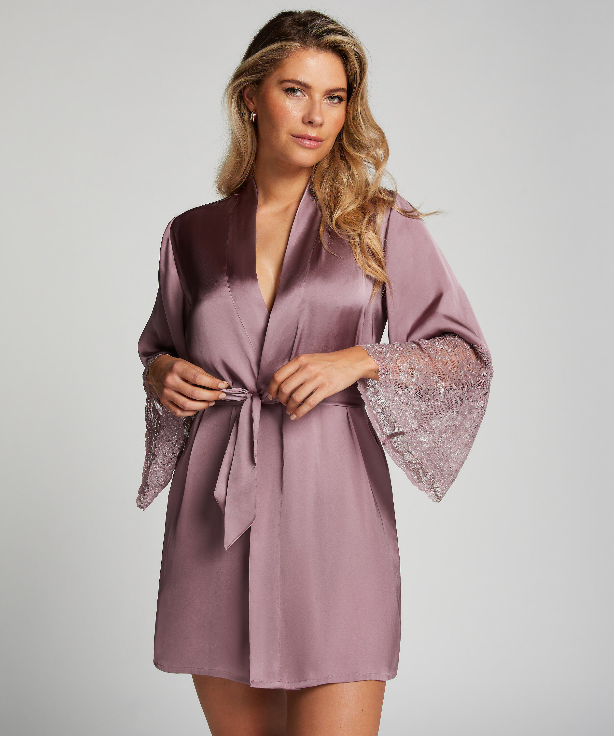 Kimono Satin, Morado