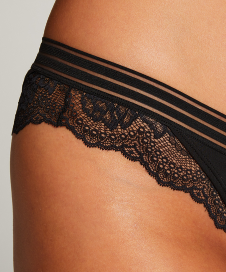 Brasile&ntilde;a de tiro alto Sully, Negro