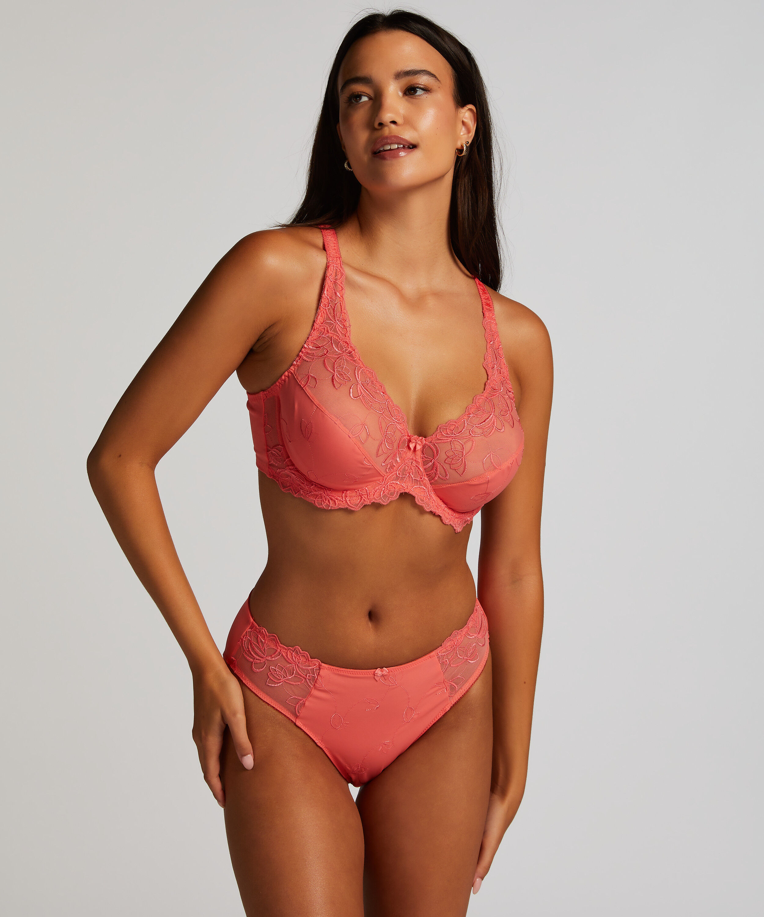 Braguita Diva, Rosa
