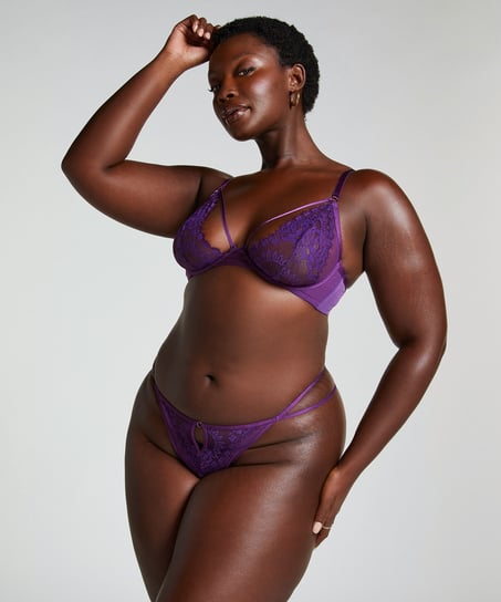 Tanga Cinnamon, Morado