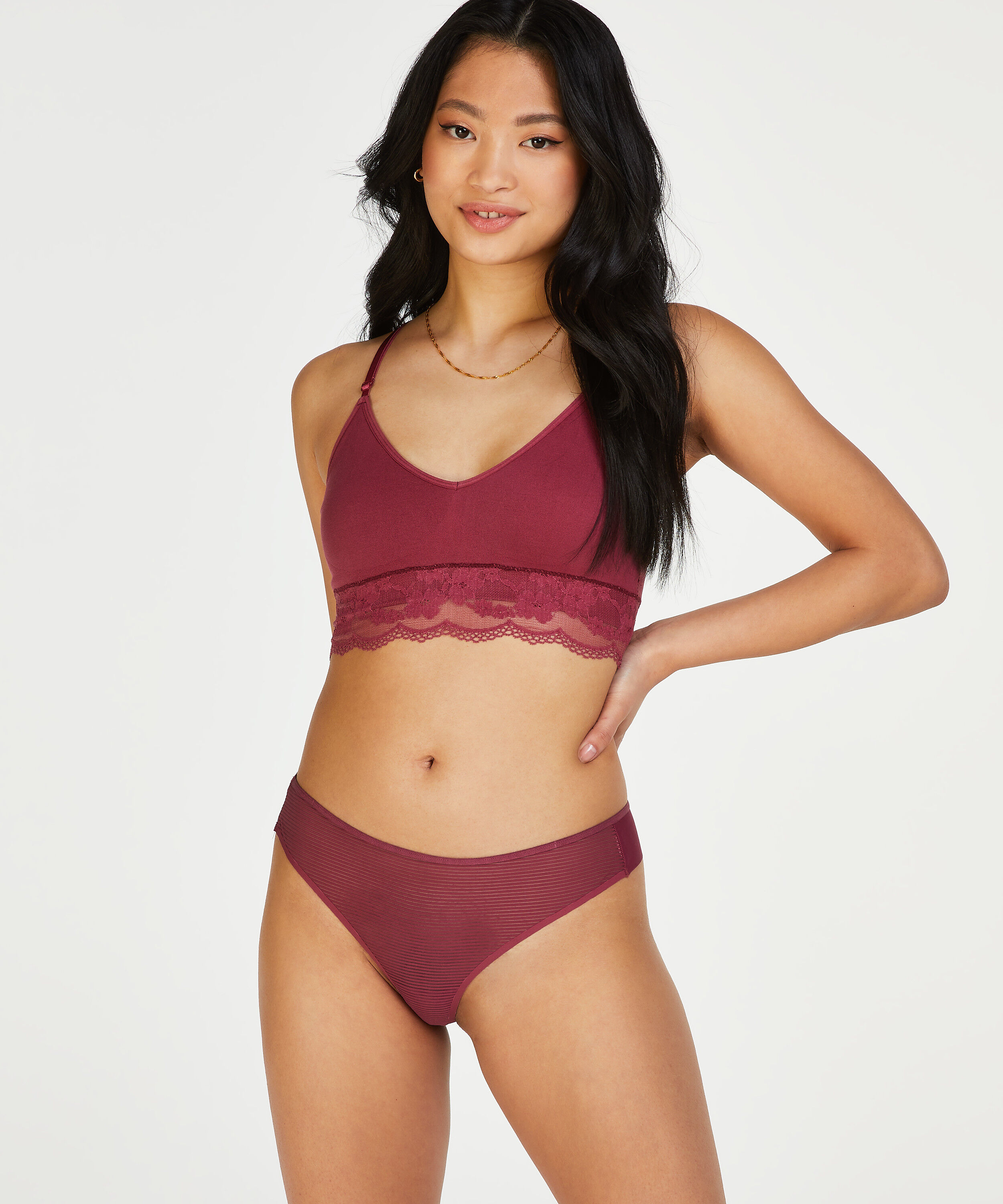 Tanga invisible rayas de malla, Rojo