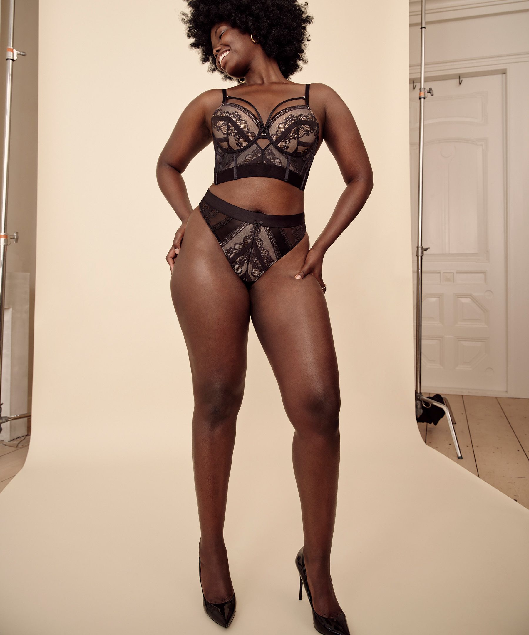 Sujetador moldeado con aros Cleo, Negro, main