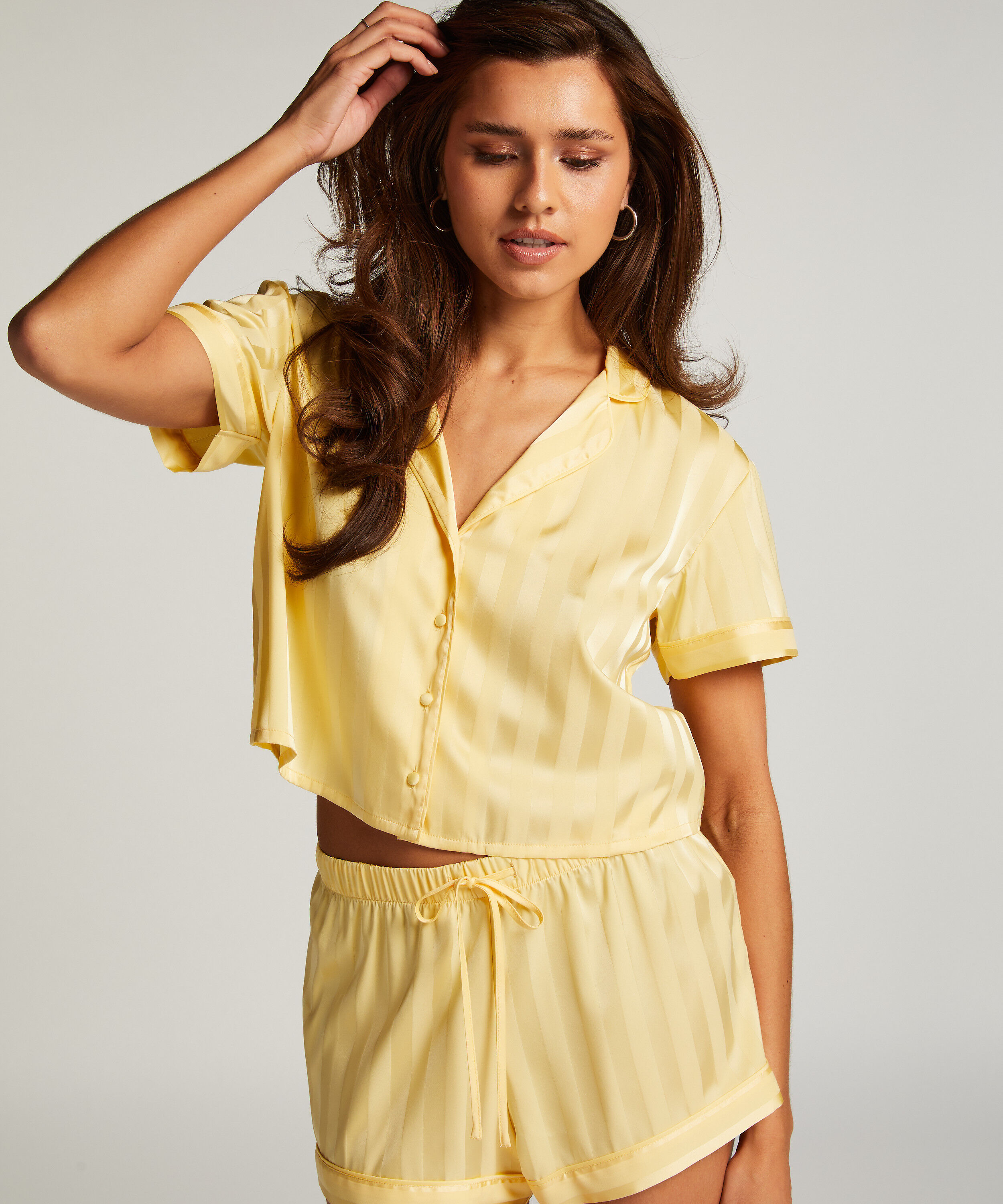 Conjunto de pijama Satin, Amarillo Conjunto de pijama Satin, Amarillo