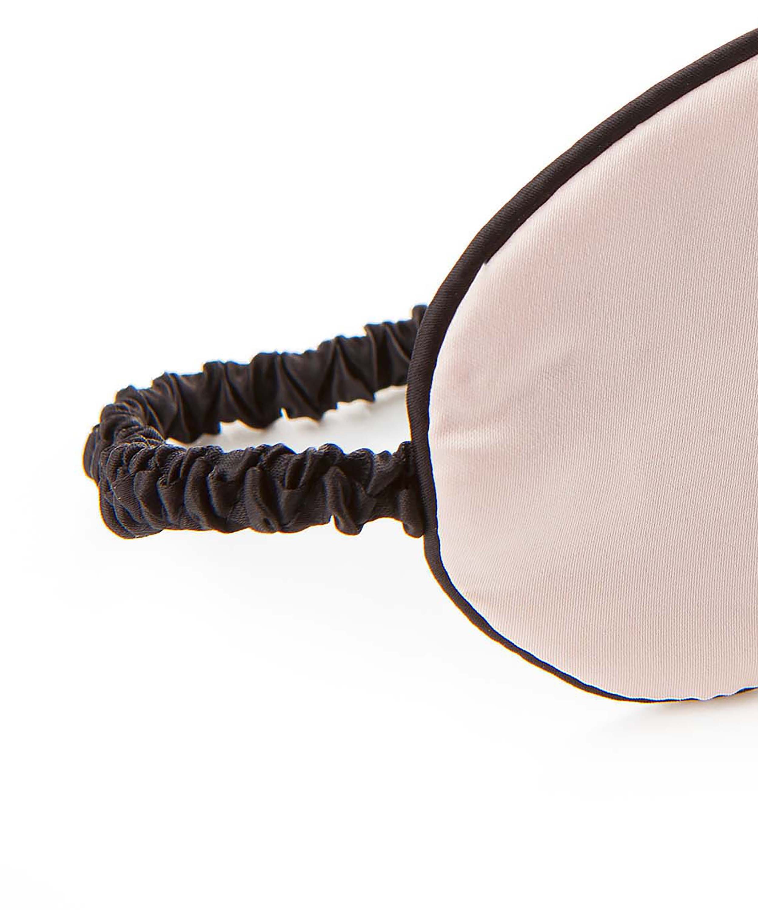 Antifaz, Negro, main