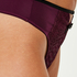 Tanga Selene, Morado