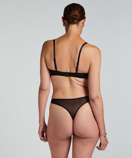 Tanga Sia, Negro