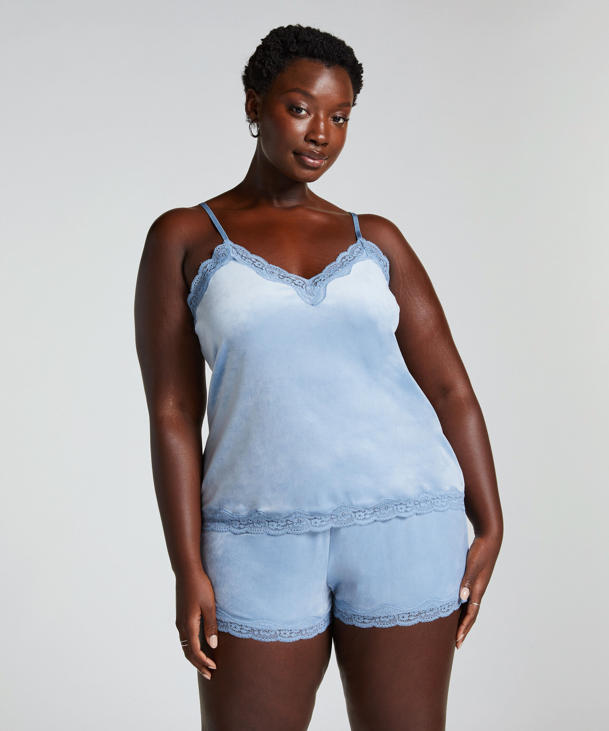 Short Velours Lace