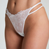Tanga Lauren, Blanco