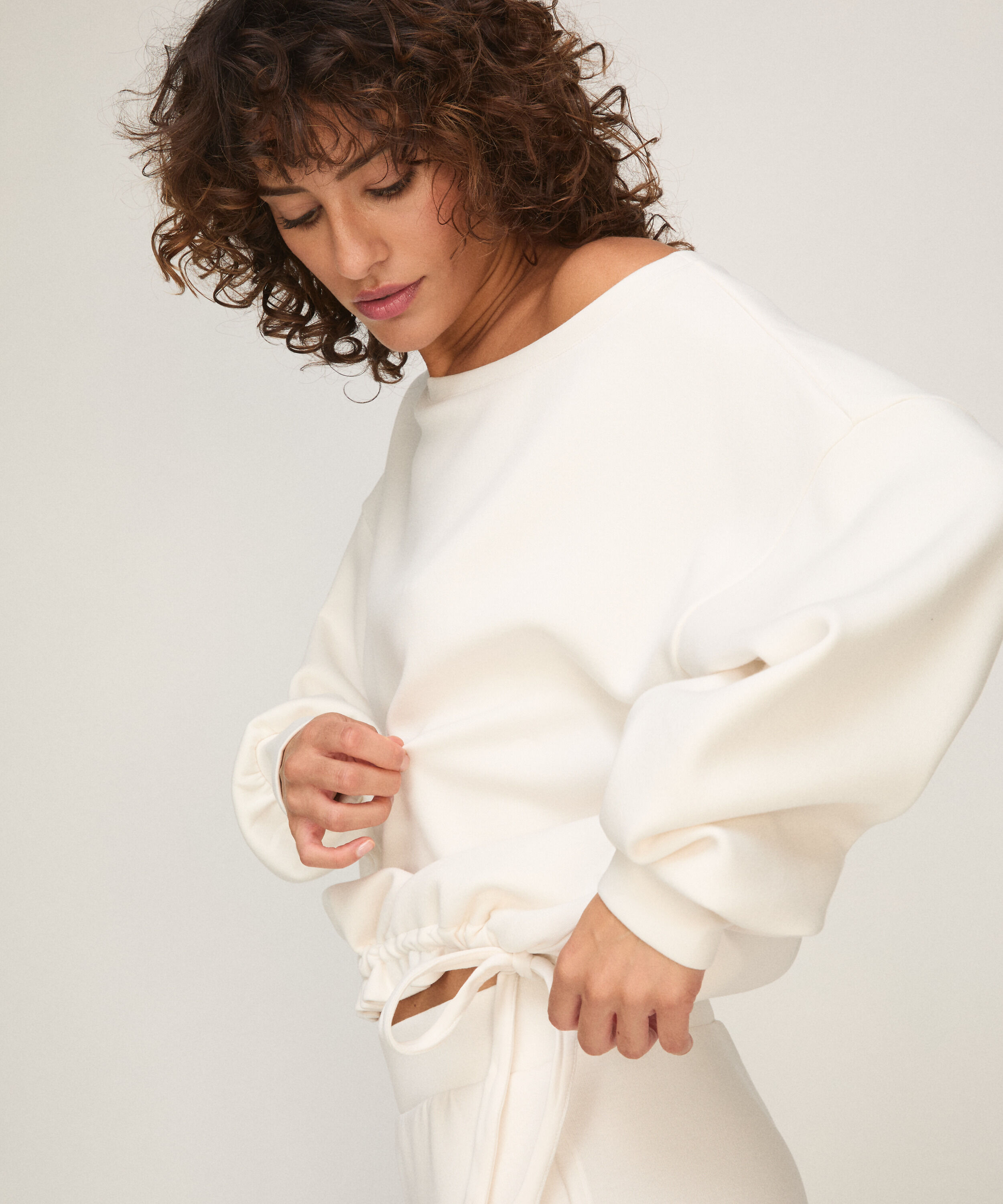 Top de Viscosa con Escote Barco, Blanco Top de Viscosa con Escote Barco, Blanco