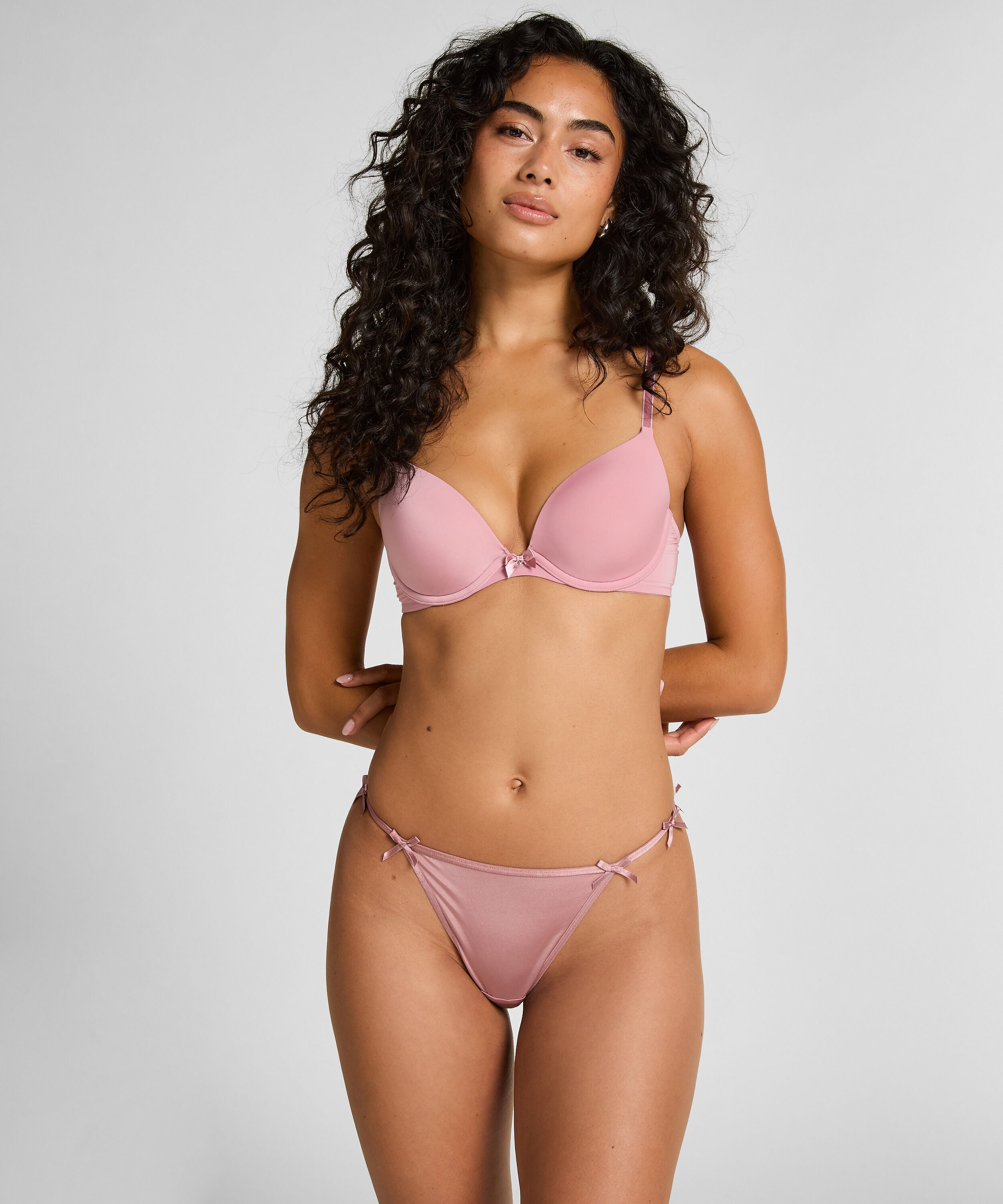 Tanga Cutie, Morado