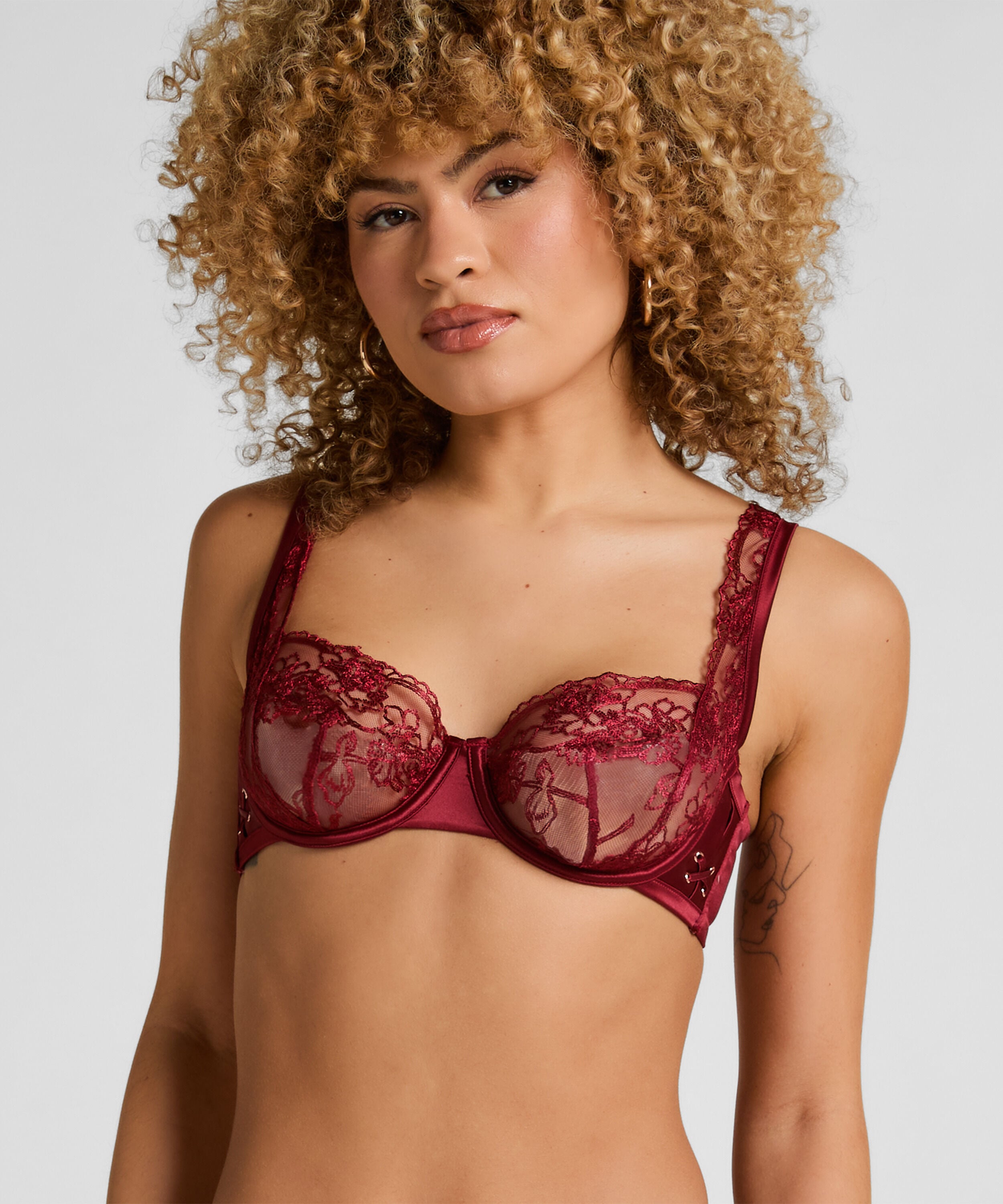 Sujetador Con Aros Catherine Sin Relleno, Rojo